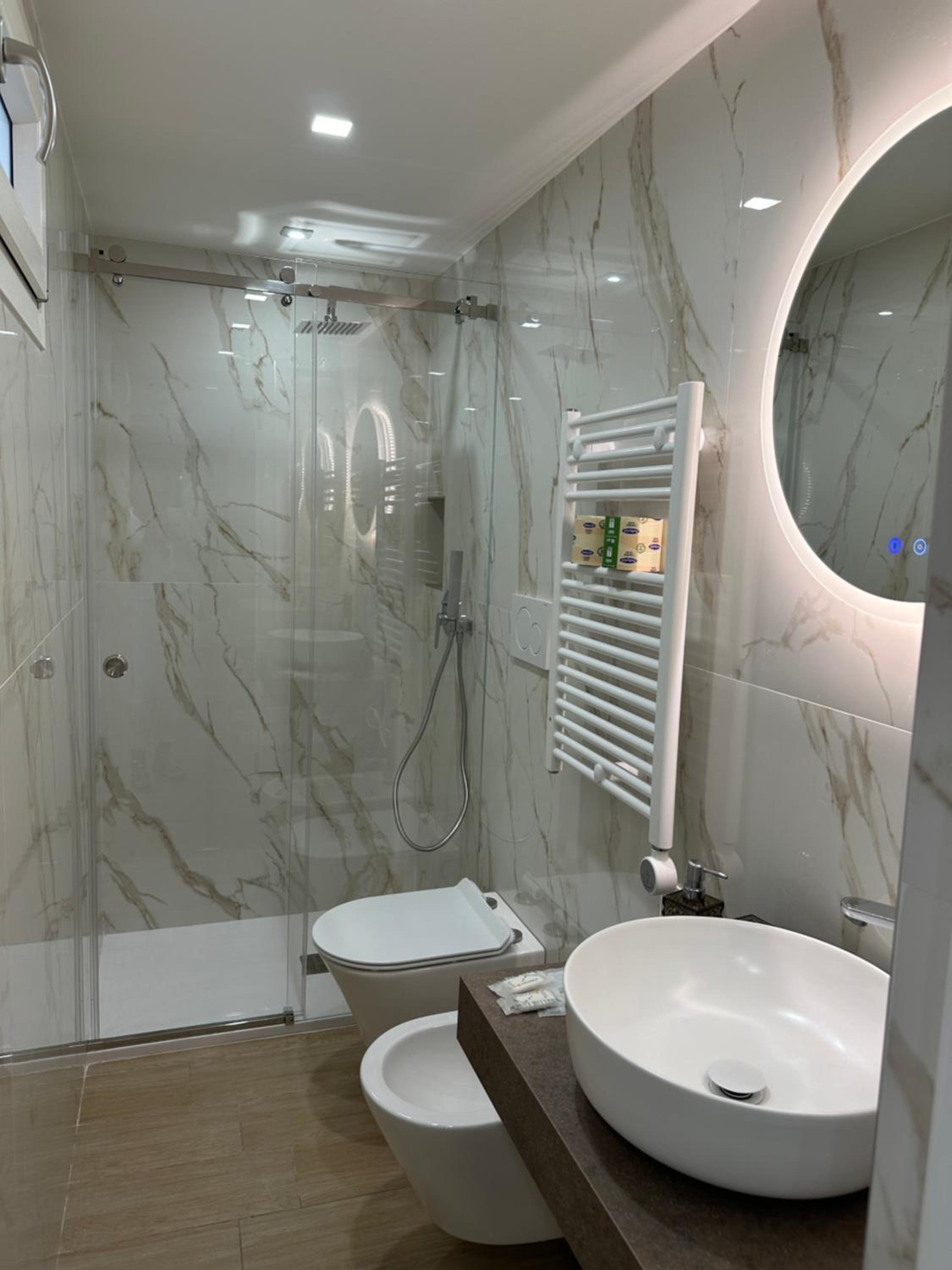 Beata Elia Loft en Bari — bathroom