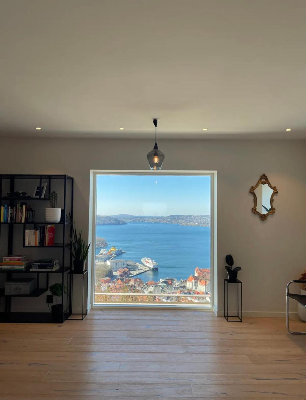Unique apartment with fantastic views view 2