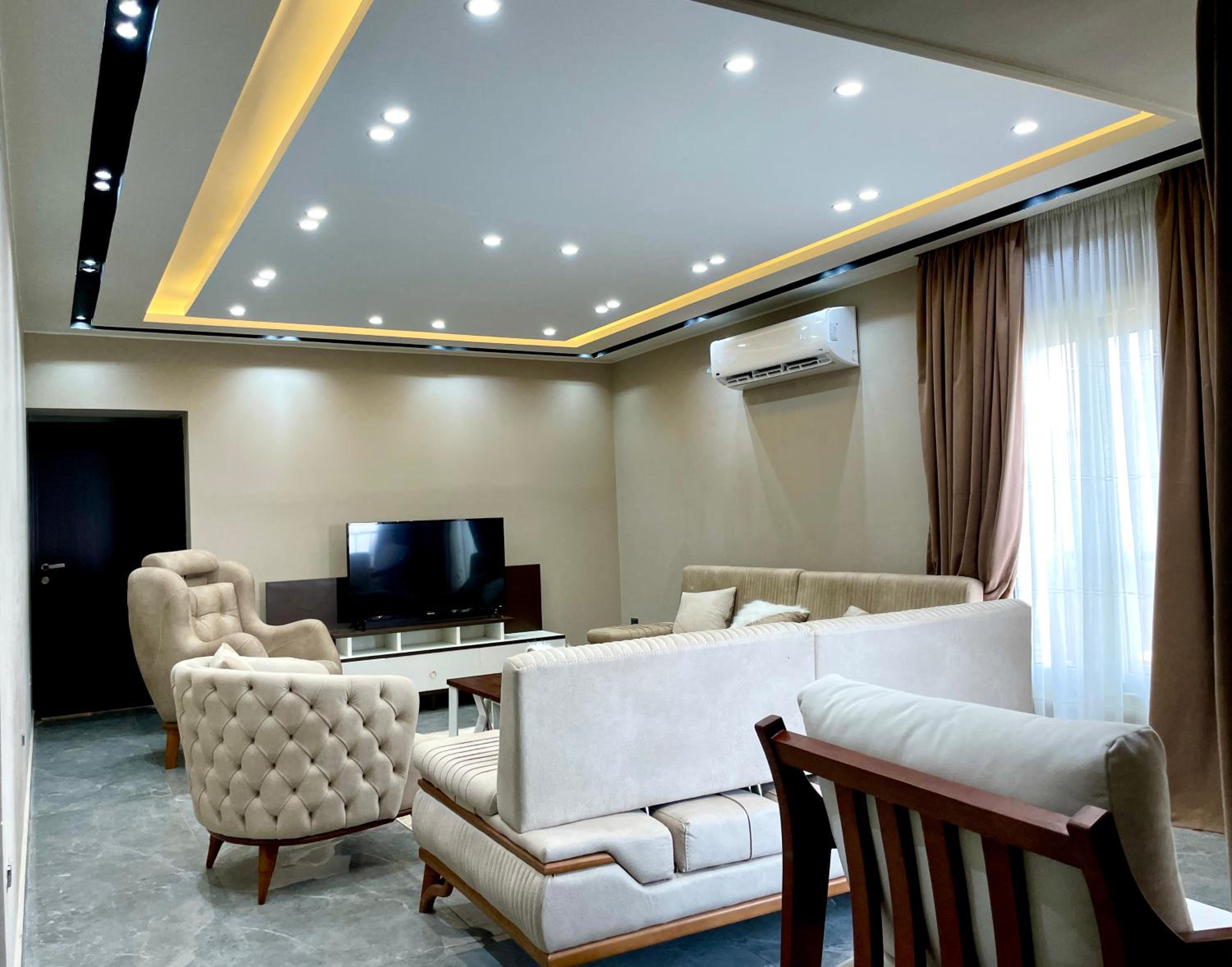 NileFront 2BR StarTowers Maadi
