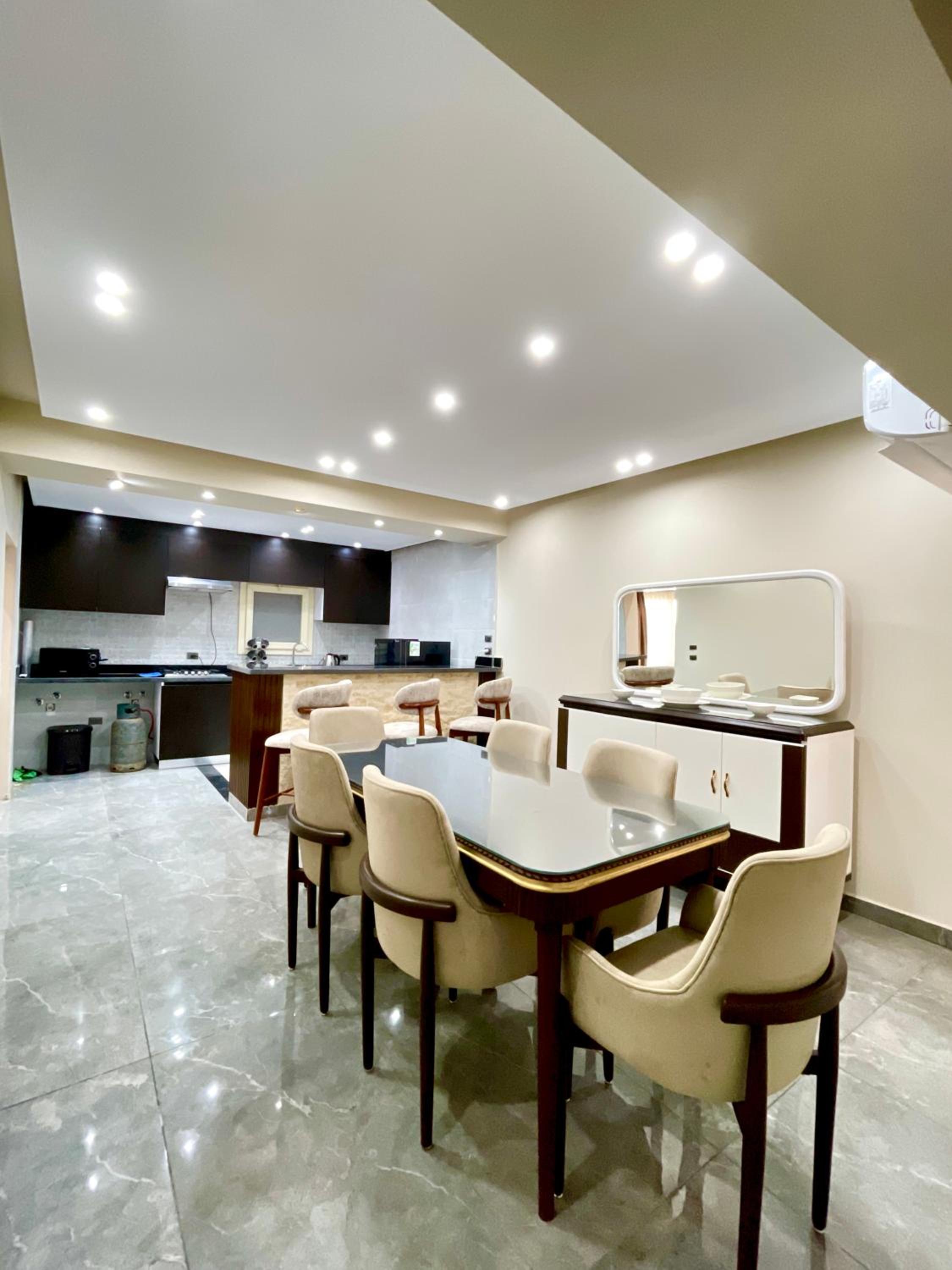 NileFront 2BR StarTowers Maadi