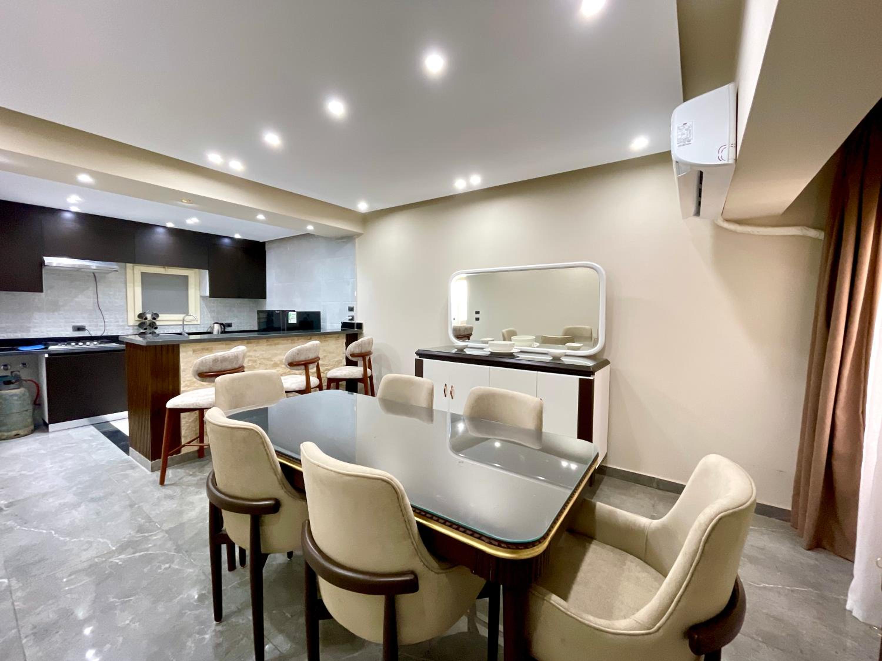 NileFront 2BR StarTowers Maadi