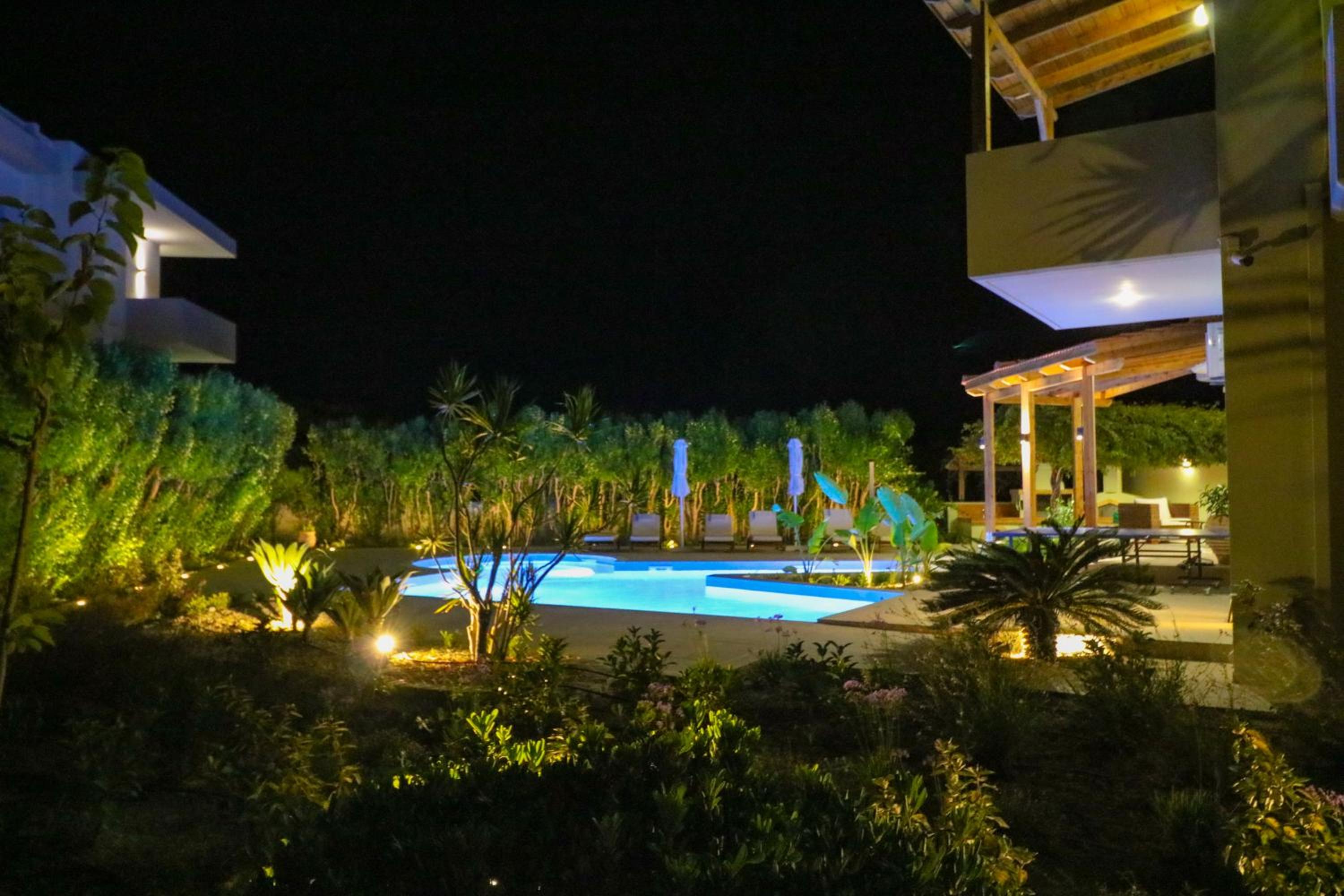 Excelencia New Villa with Artistic Pool & Sea View