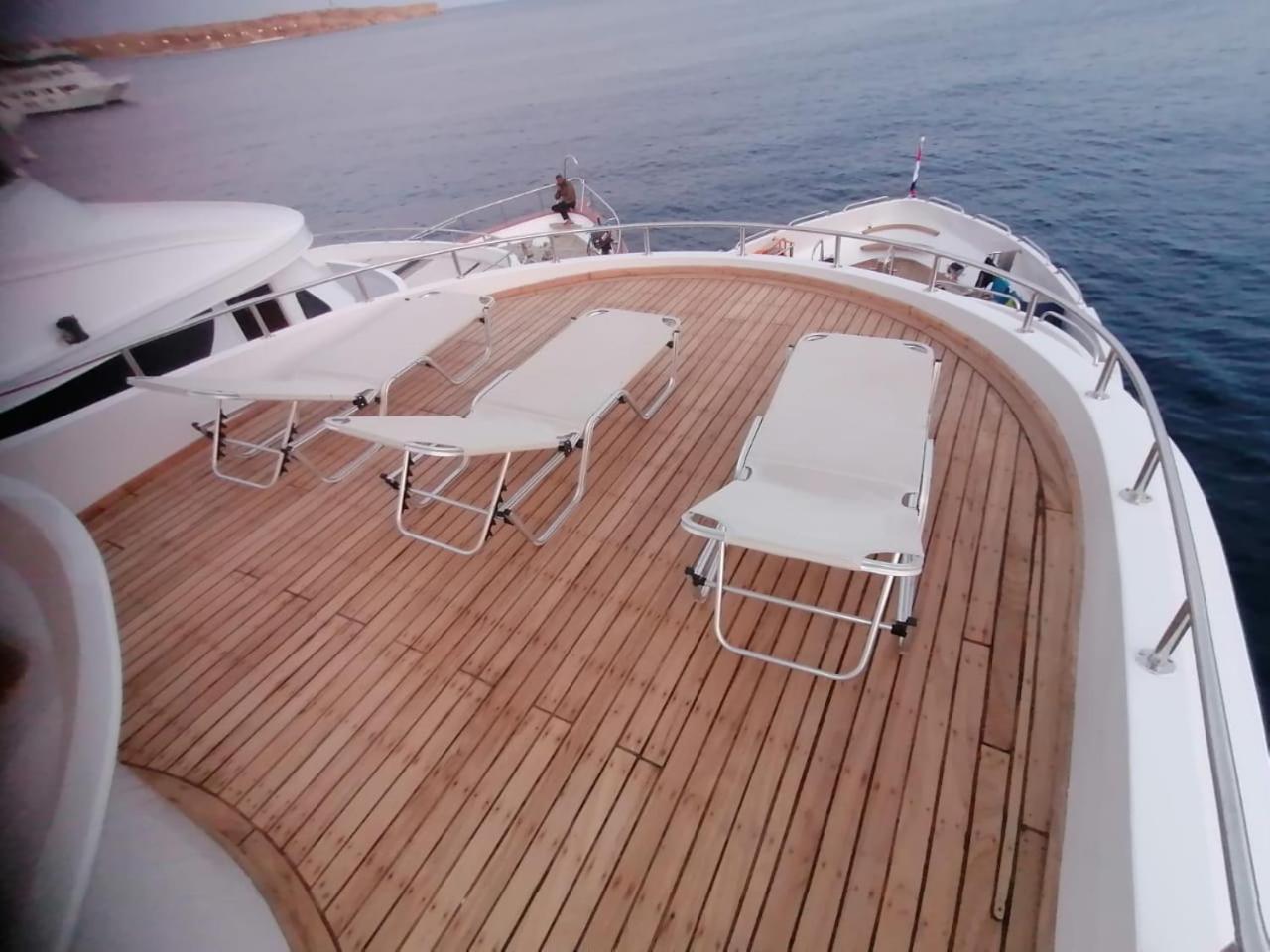 Deluxe yacht samara