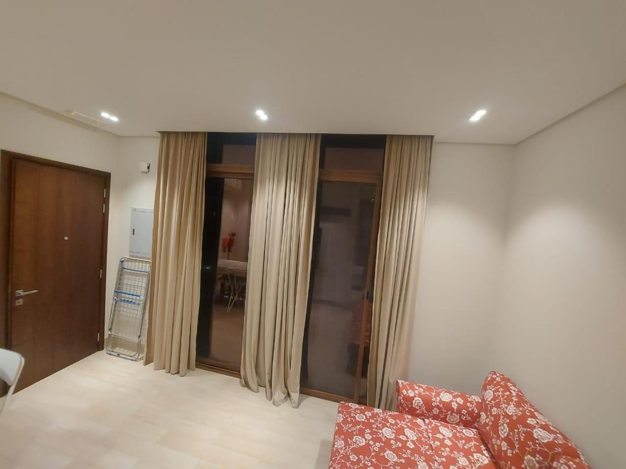 Modern reviera