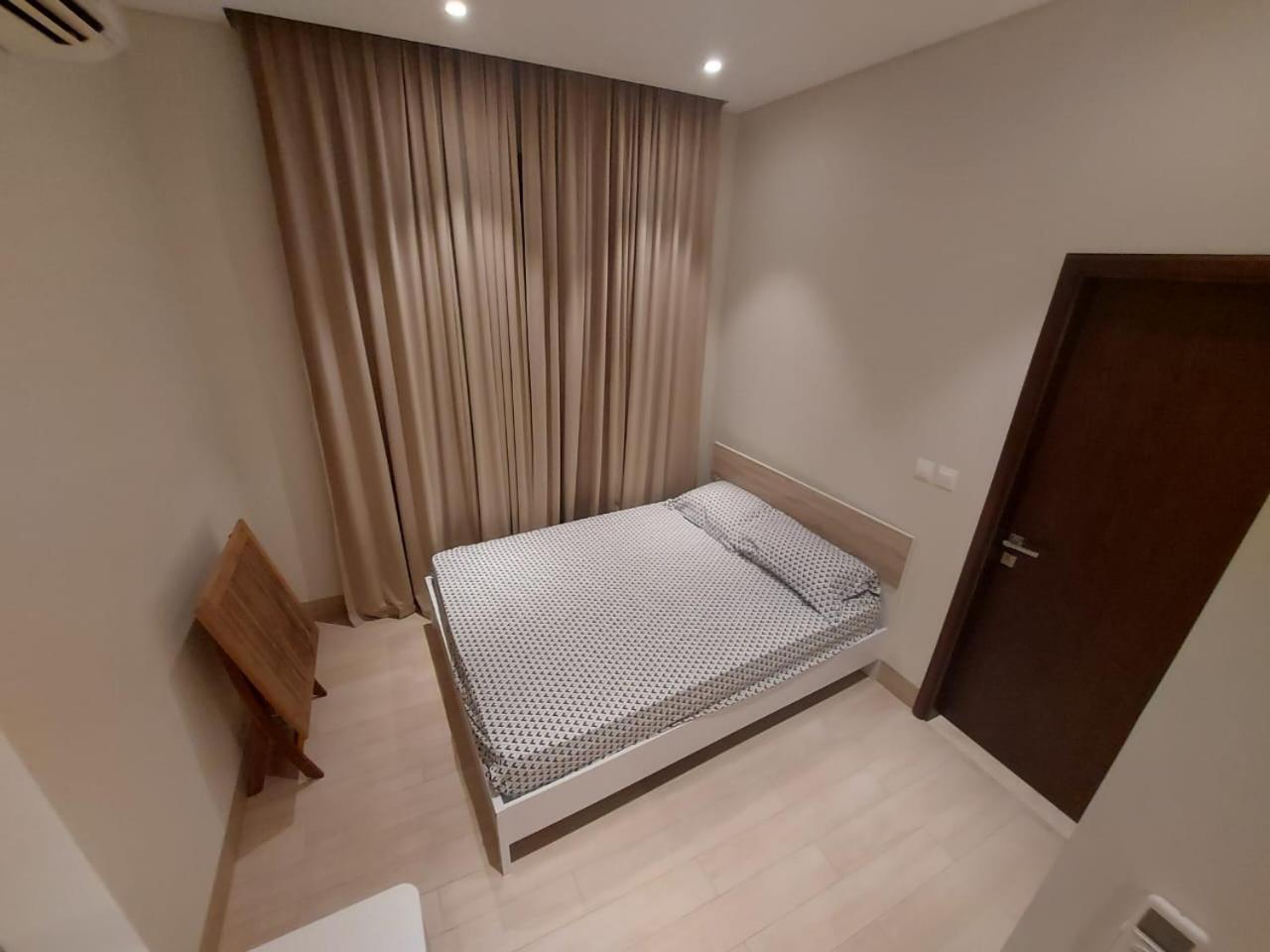 Modern reviera