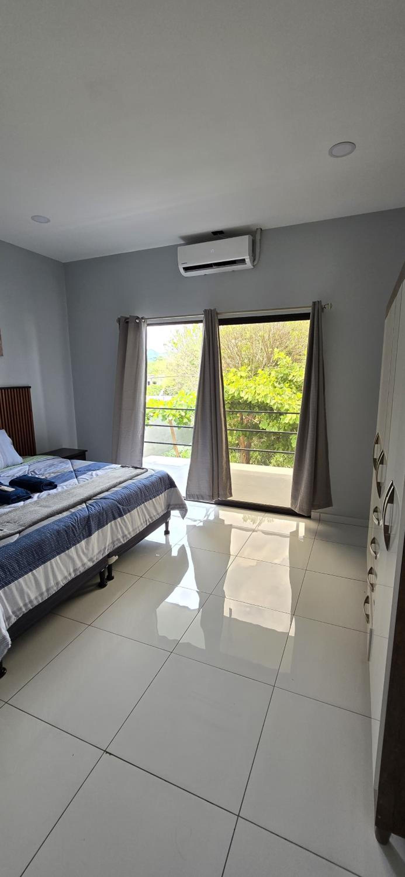 Encantadora casa en Santa Ana view 5