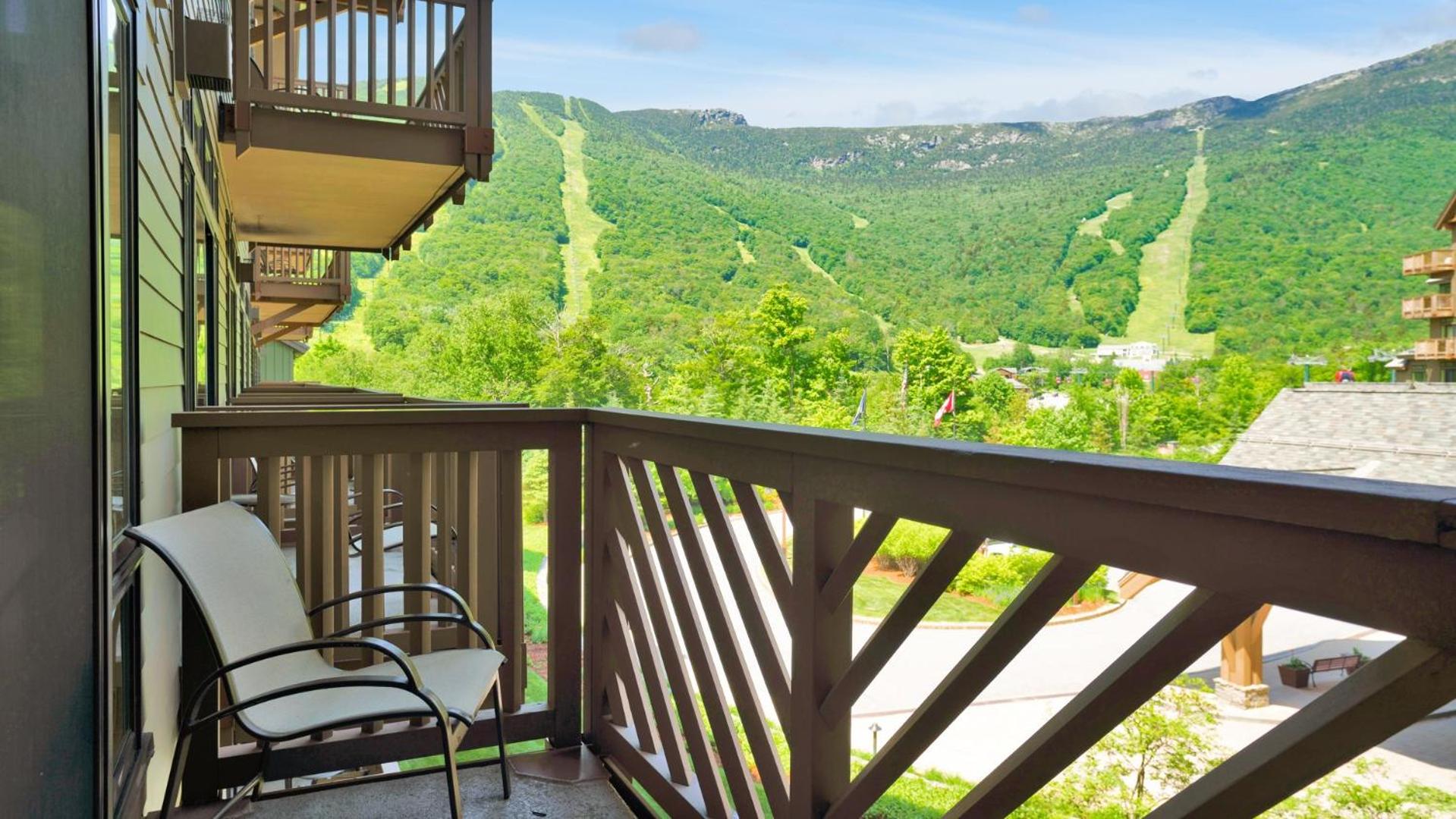 332 Lodge At Spruce Peak Ski In Ski In Ski Out King Studio By Stowe Mountain Rentals view 5