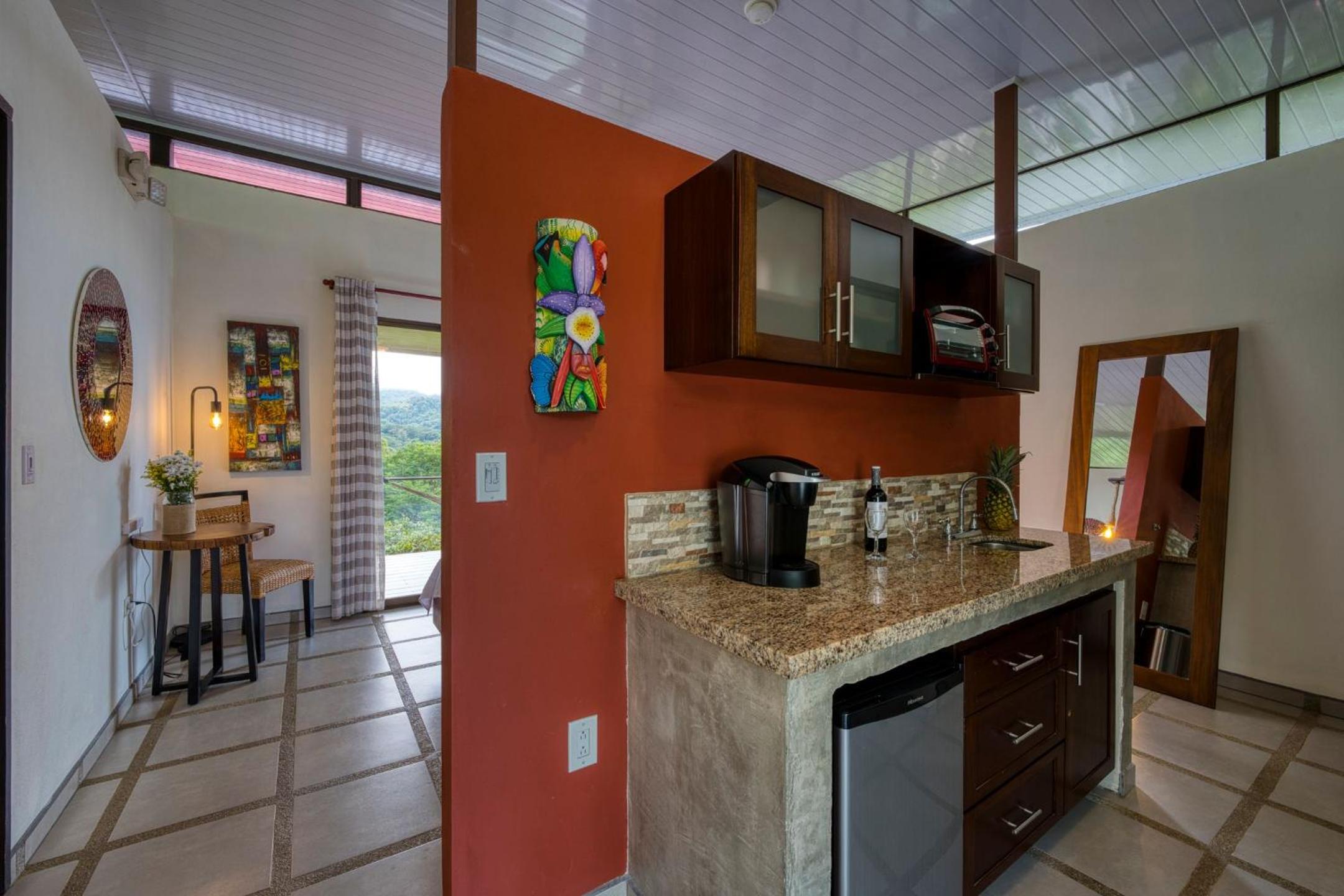 Nature's Edge Boutique Hotel