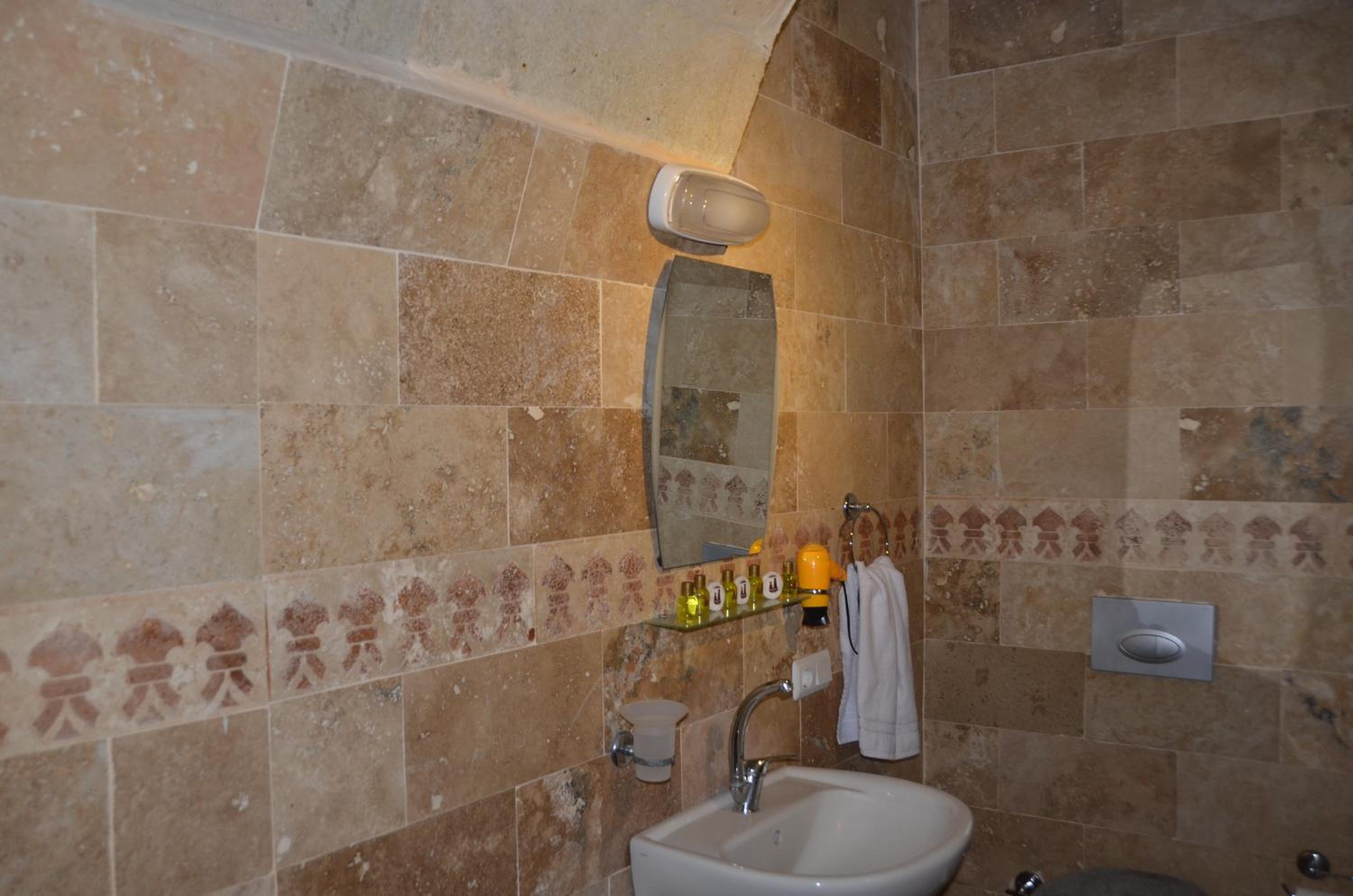 Coco Cave - Image 119