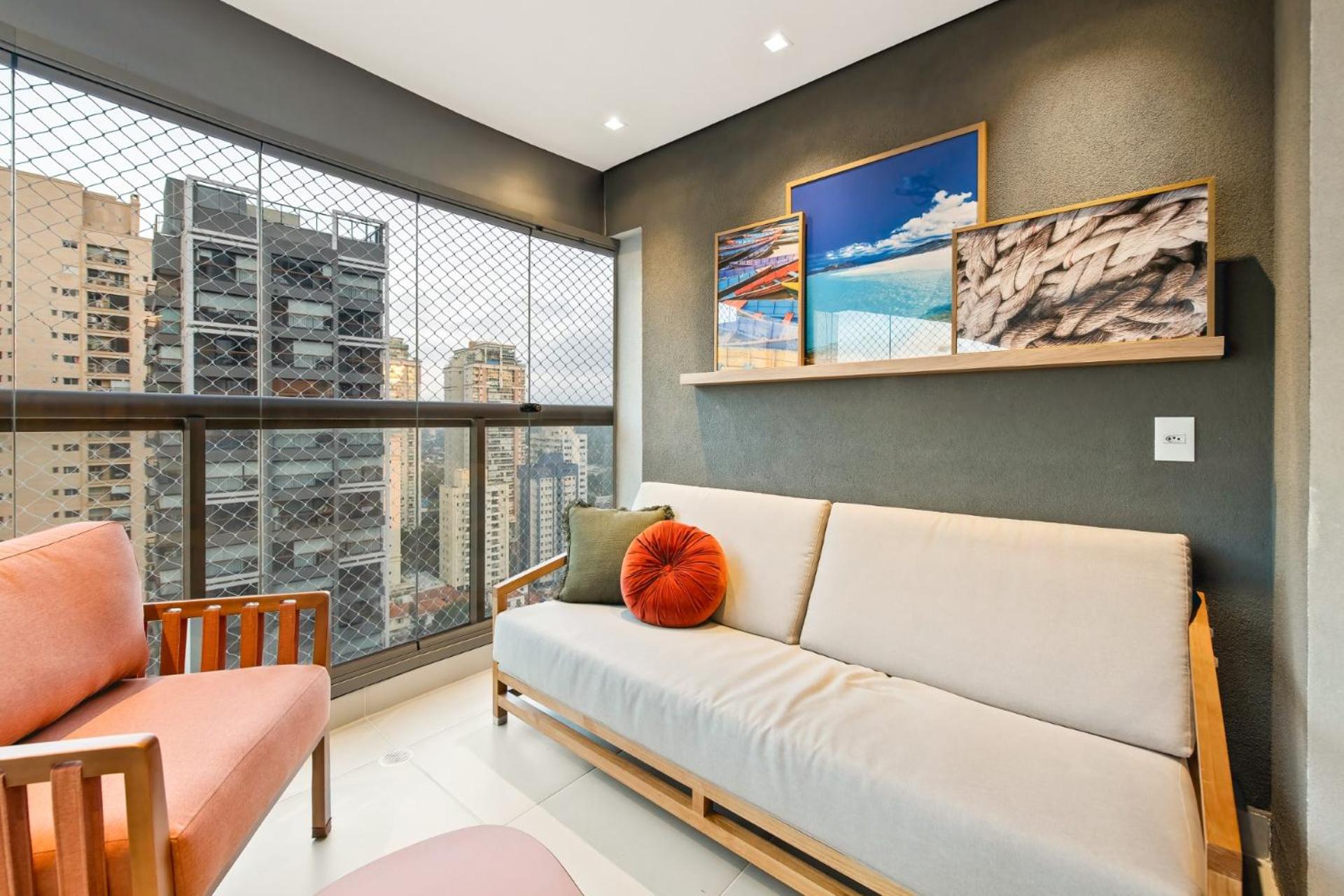 Apartamento Sensacional Novíssimo 67 mts e 2 quartos, para até 6 pessoas
