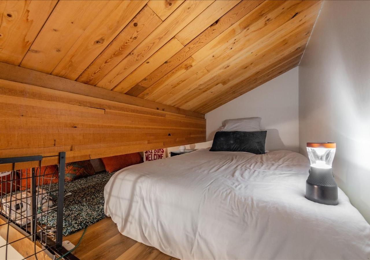 Northstar Village Condo Walk to Lifts 2 Full BA Excellent Location Hot-Tubs view 5