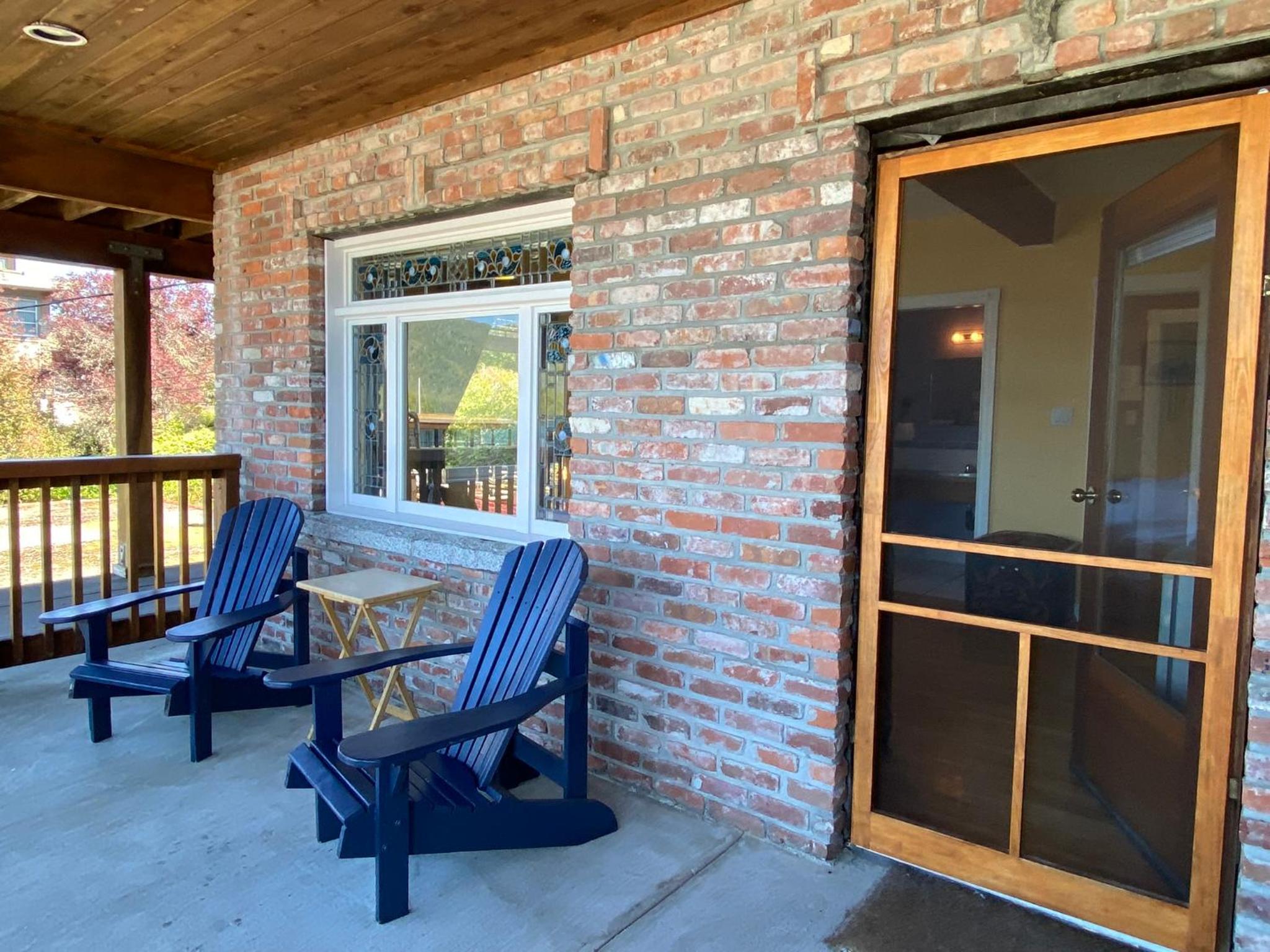 Tofino Vacations - The Inn at Tough City - Property Image 5