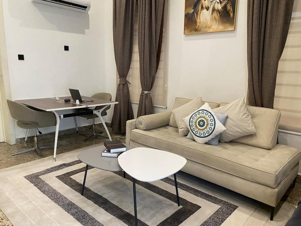 Elixir 3 Bedroom Haven in Ikoyi view 3