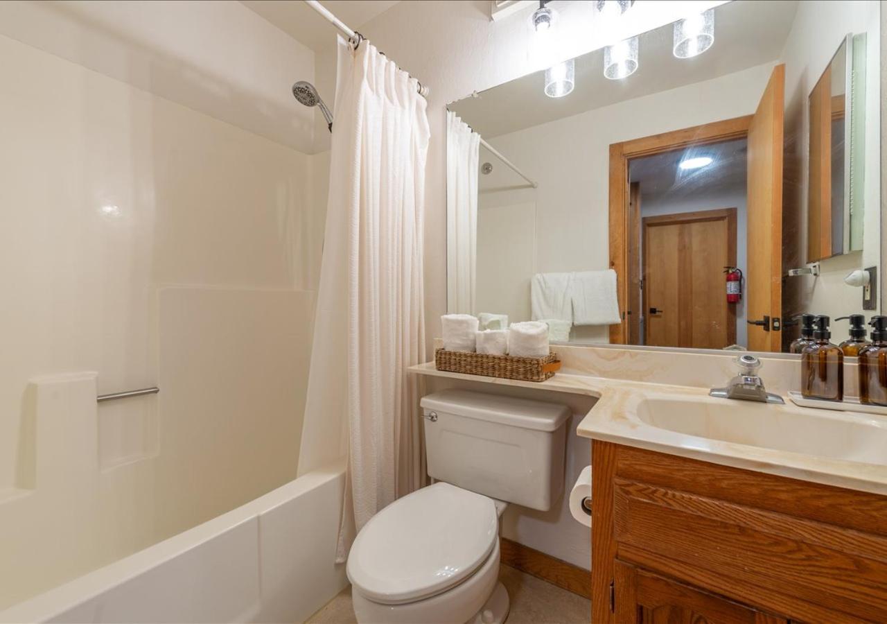 Lake Tahoe Vacations - Northstar Resort Condo for 8 Free Shuttle - Property Image 35