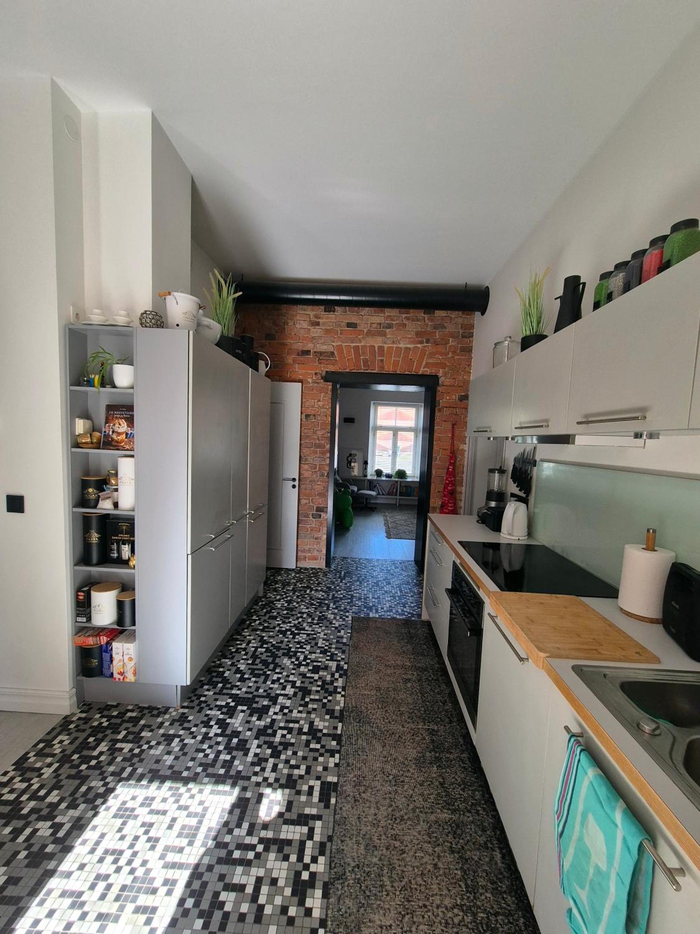 Historical, spacious and elegant with terrace