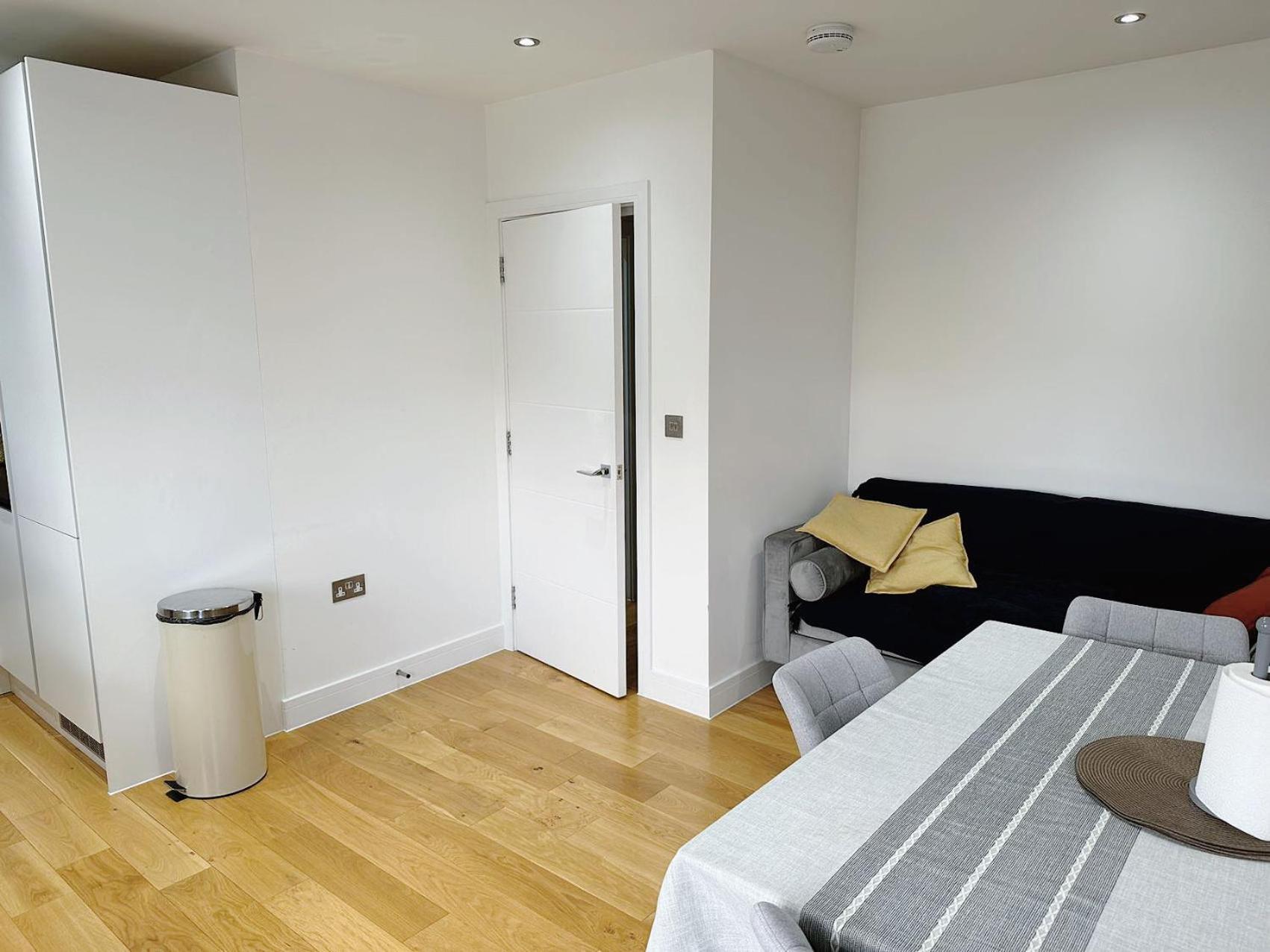 3 Bed 2 Bath Apartment Near Greenwich Park 6 guests maximum