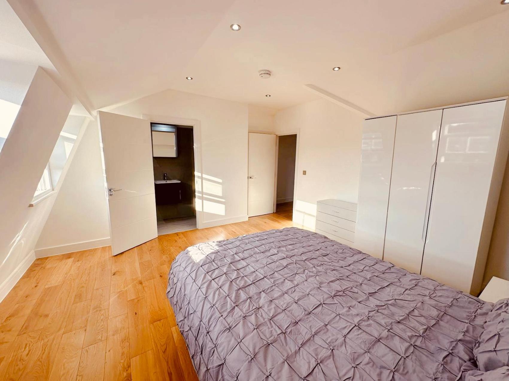 3 Bed 2 Bath Apartment Near Greenwich Park 6 guests maximum