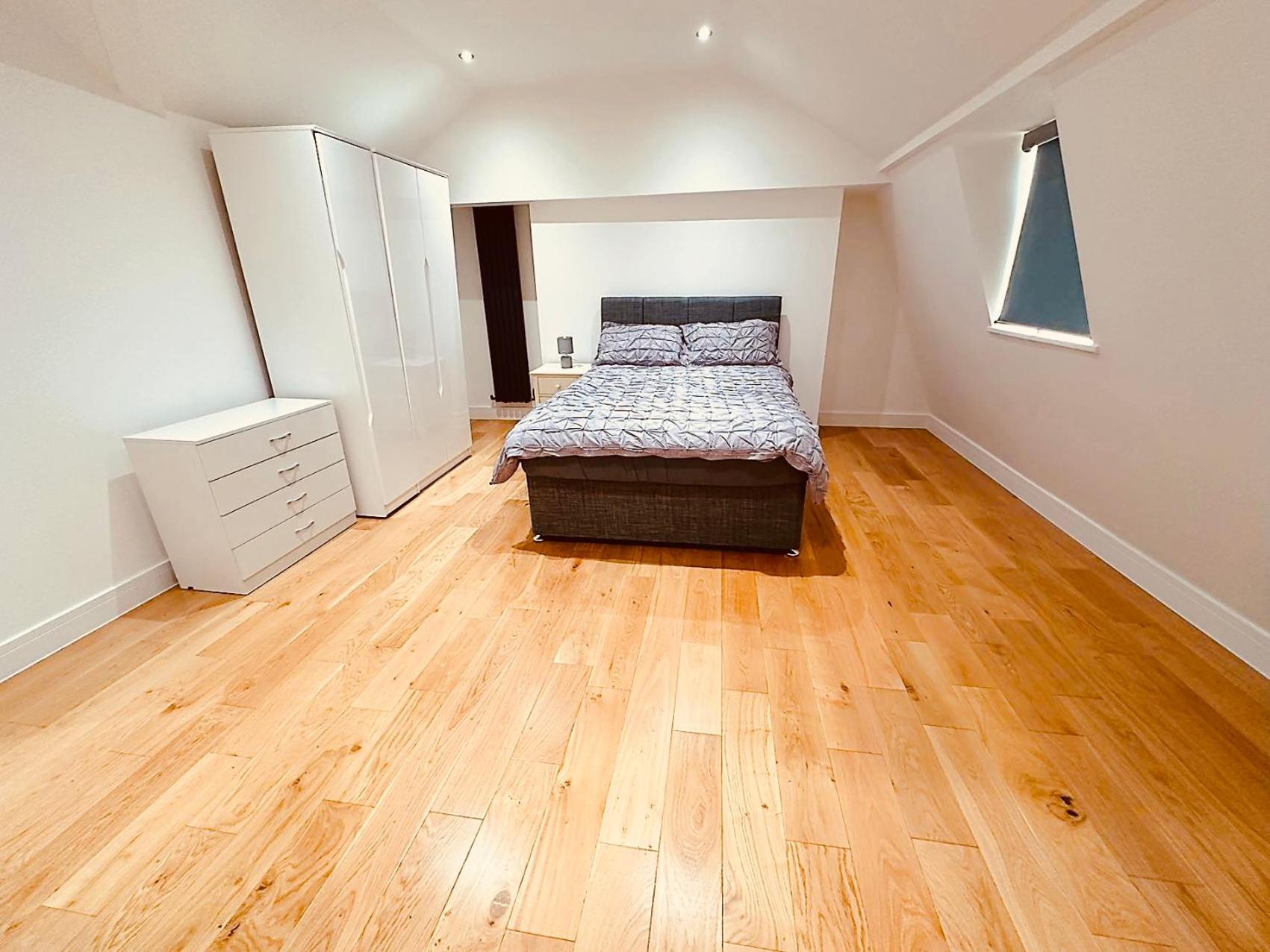 3 Bed 2 Bath Apartment Near Greenwich Park 6 guests maximum