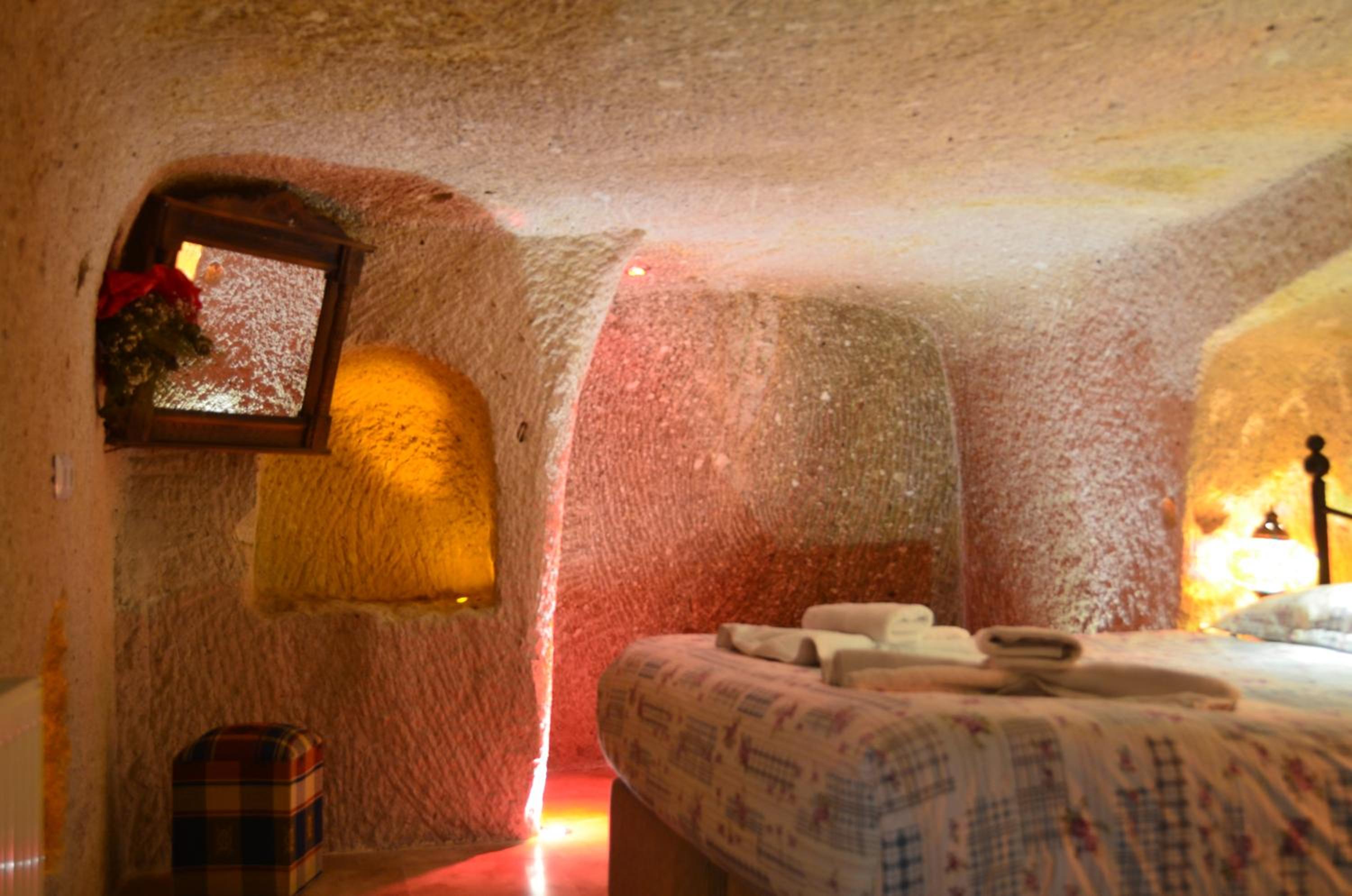 Coco Cave - Image 37