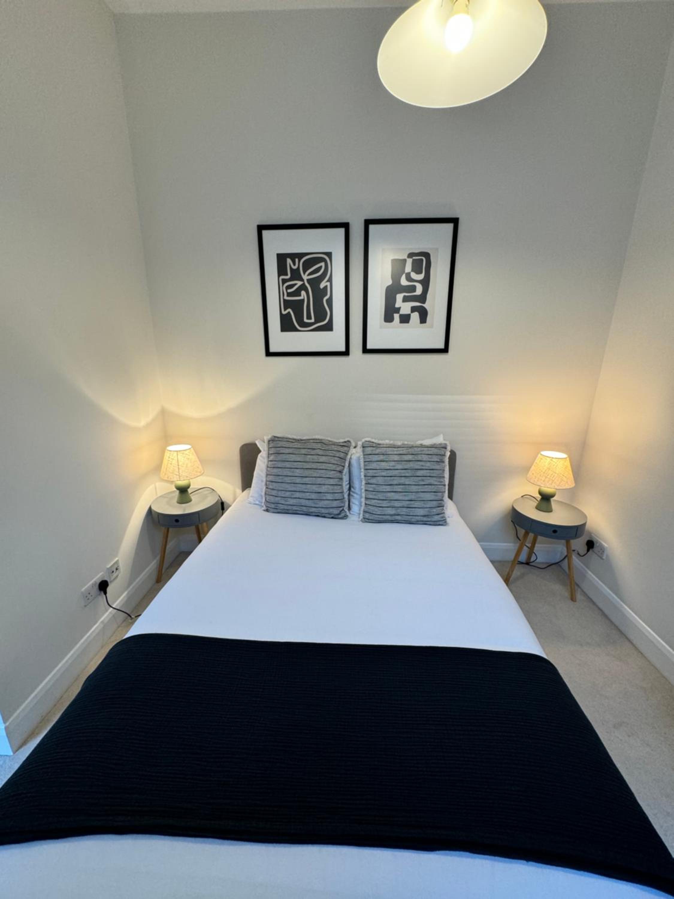 N C -Marylebone-BakerStreet-Mayfair-MarbleArch-OxfordStreet-CoventGarden photo 4