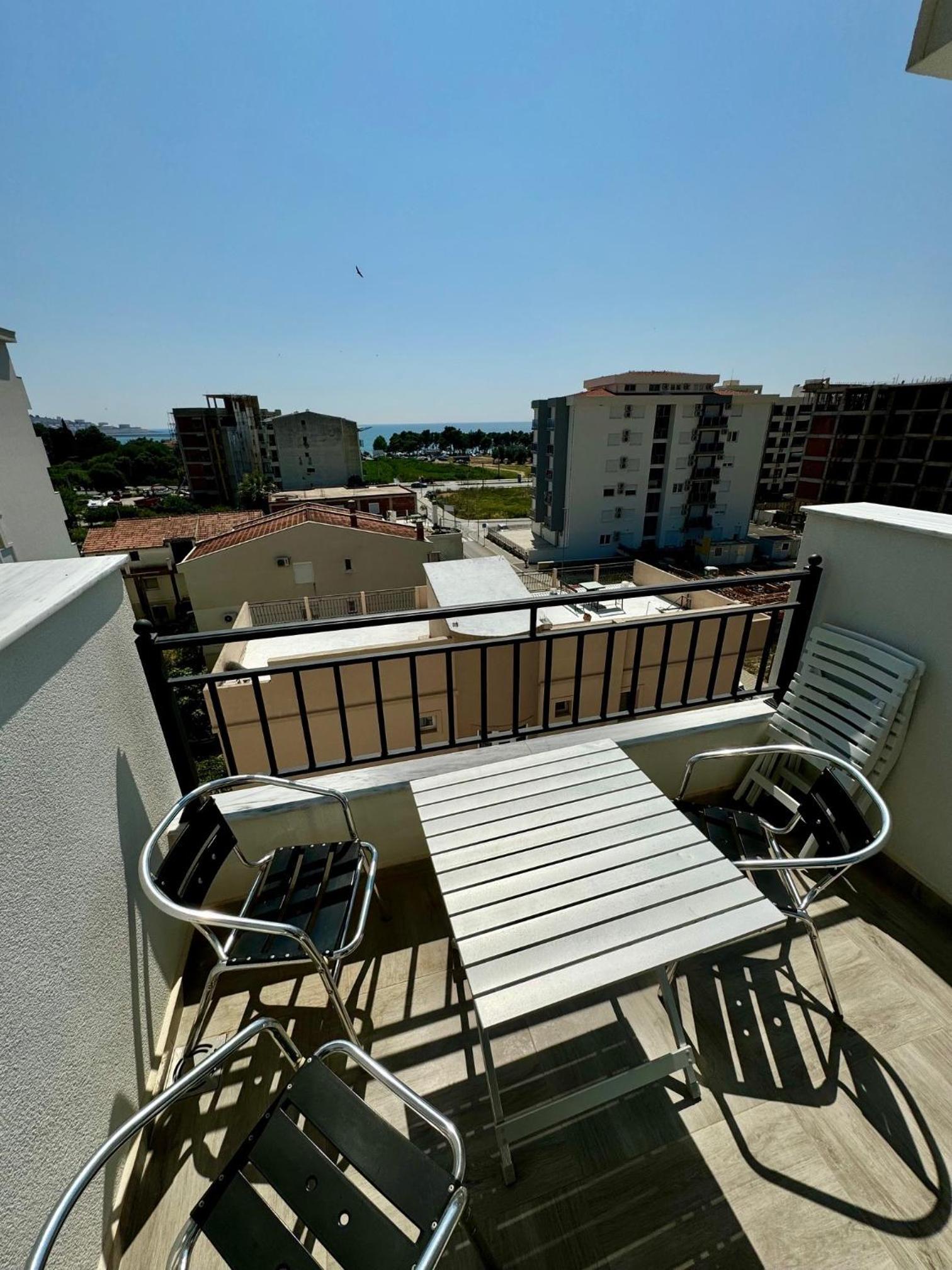 Deluxe Apartment with Balcony and Sea View view 3