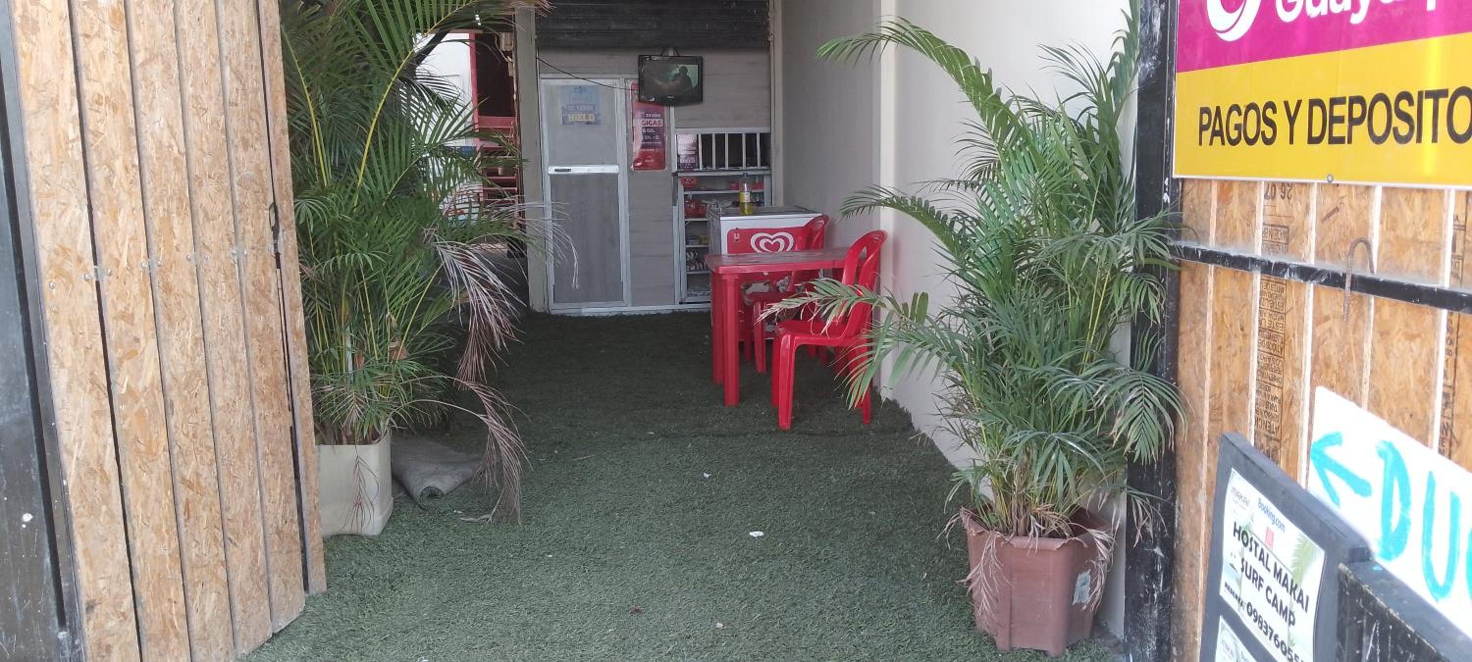 Hostal Makai Surf Camp