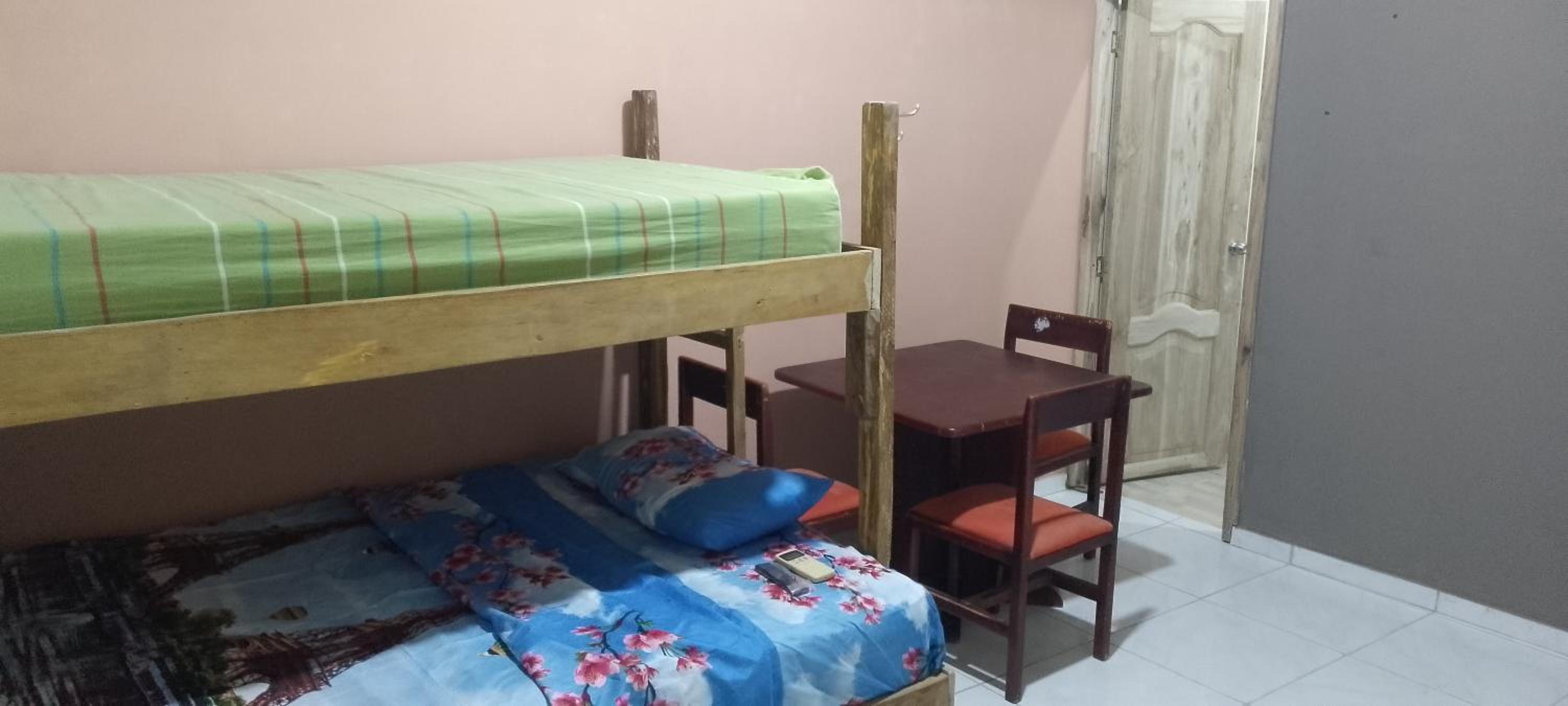 Hostal Makai Surf Camp