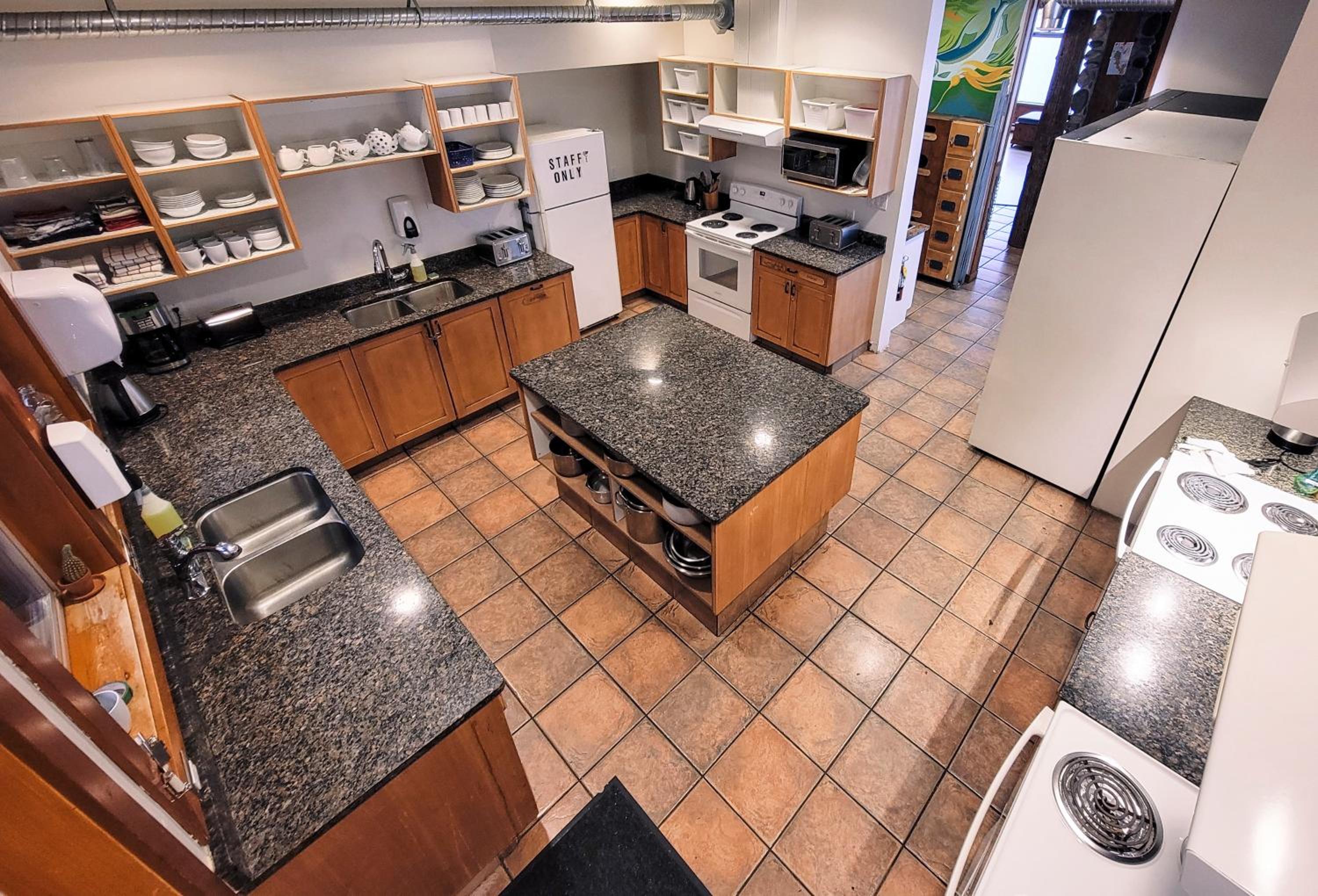 Tofino Vacations - Whalers on the Point Guesthouse - Property Image 9