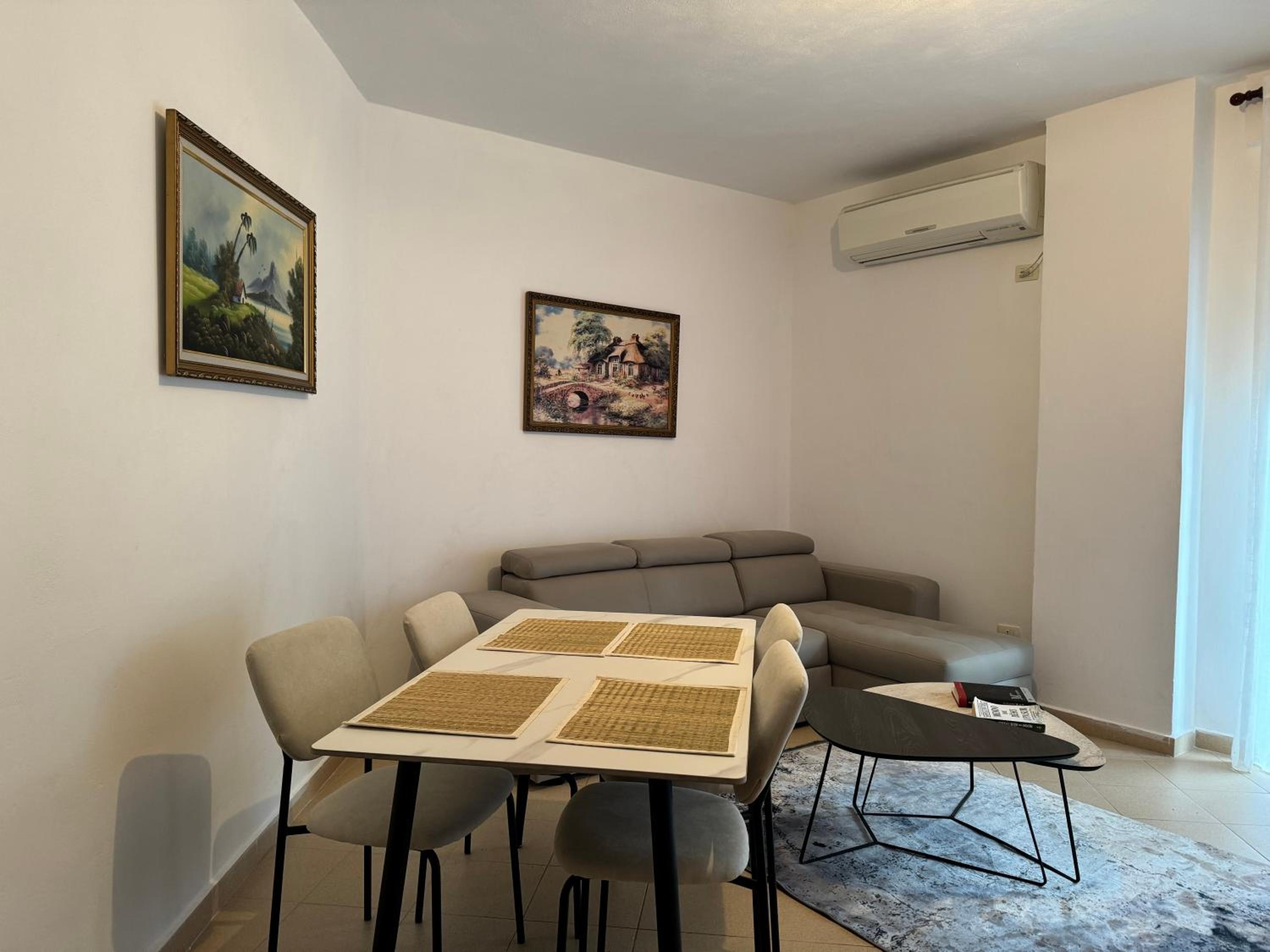 DR Apartment