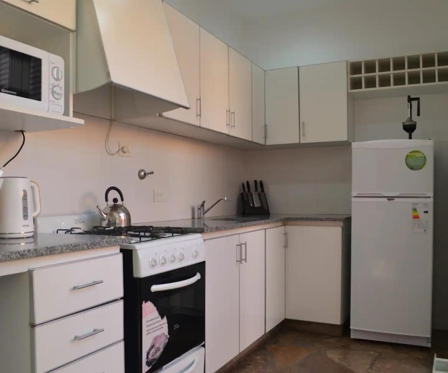 Depto en Lago con Cochera y Parrilla - 3 Ambientes - Tandil