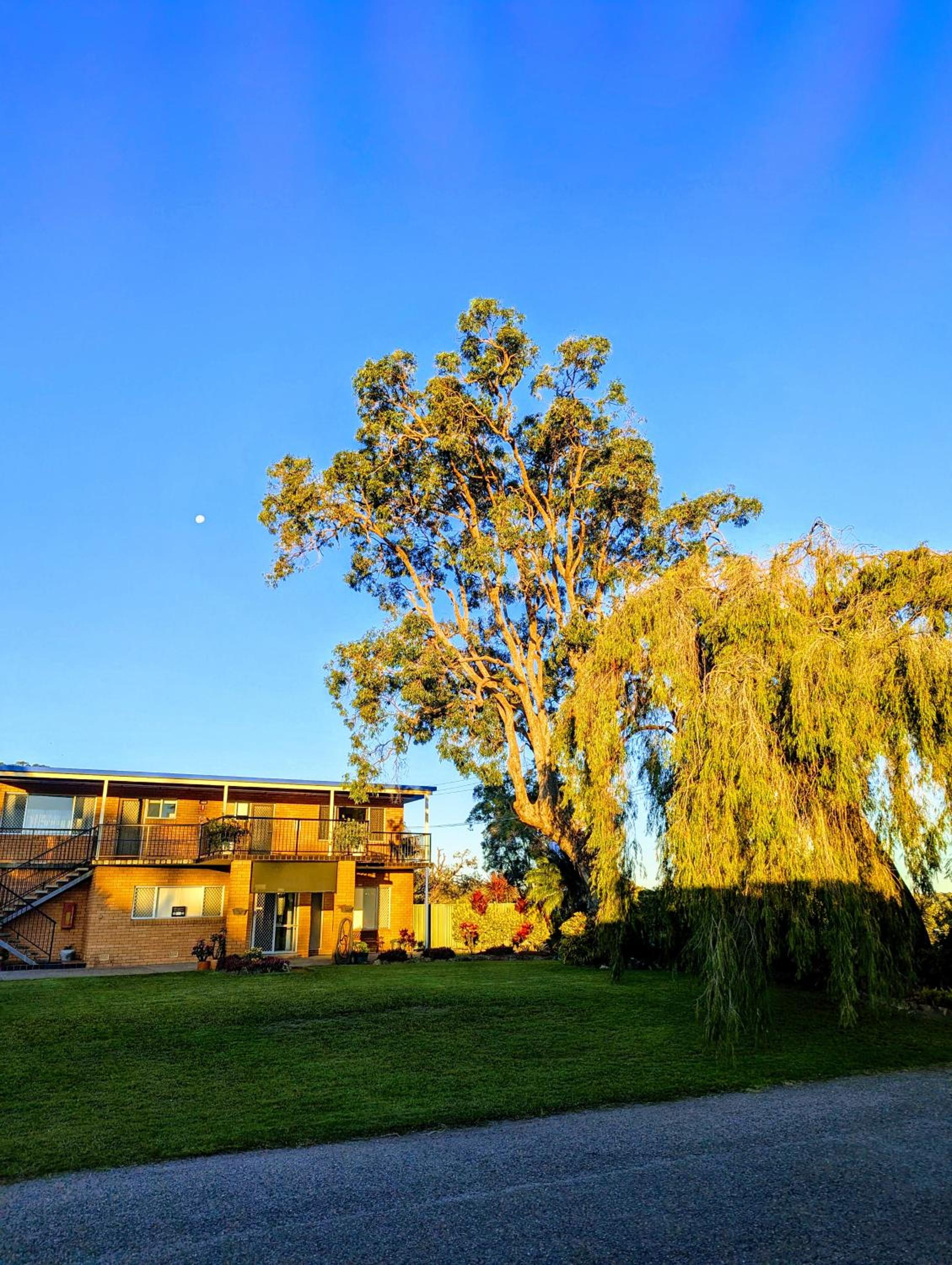 Haven Waters Motel & Apartments