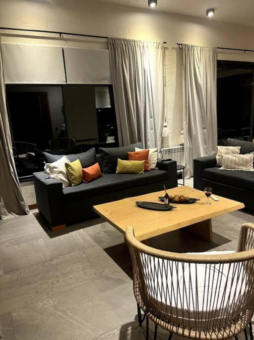 Casa entera Country Potrerillo de Larreta Golf