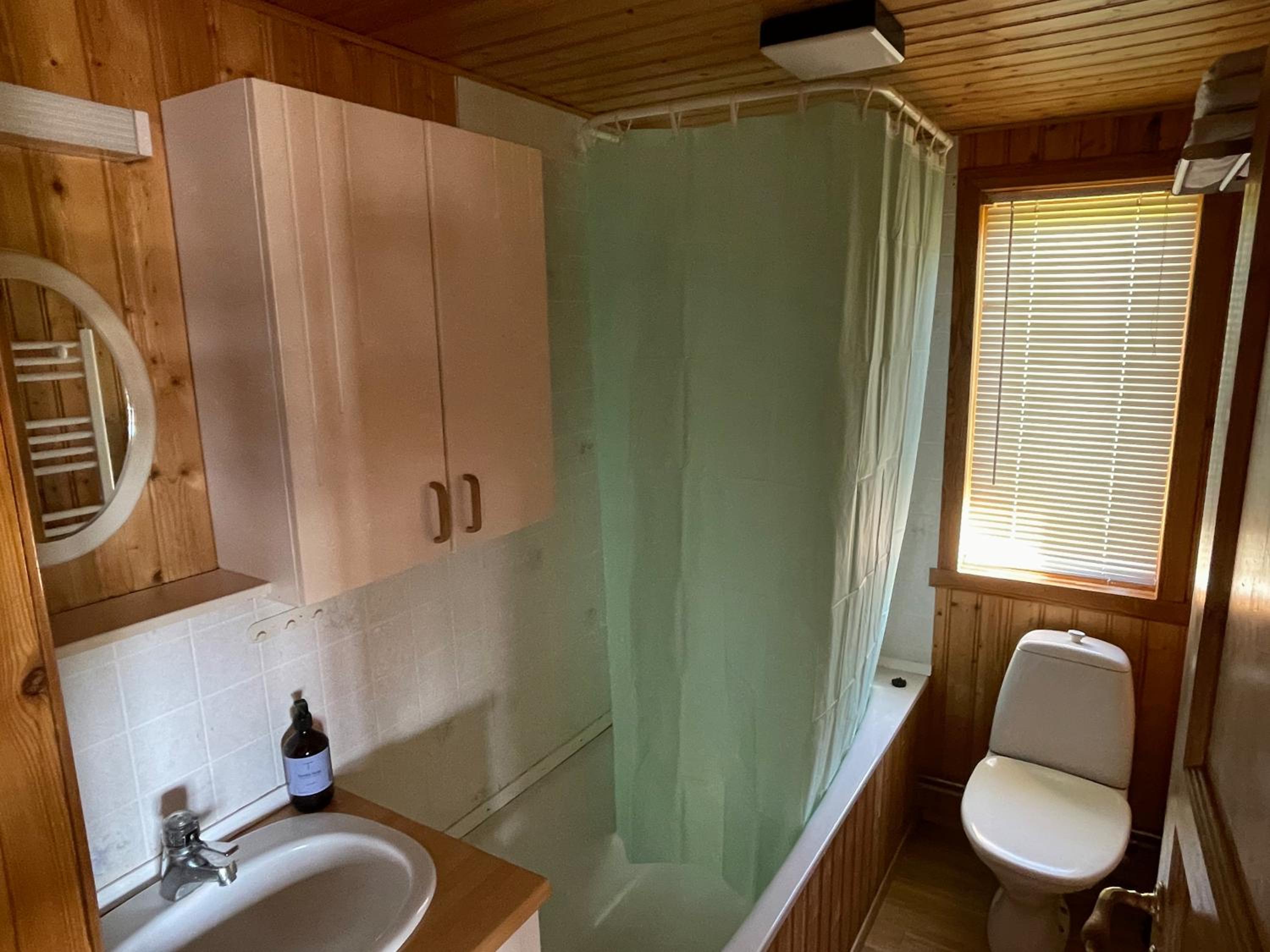 Dreamy Cabin with Sea Views, North Iceland