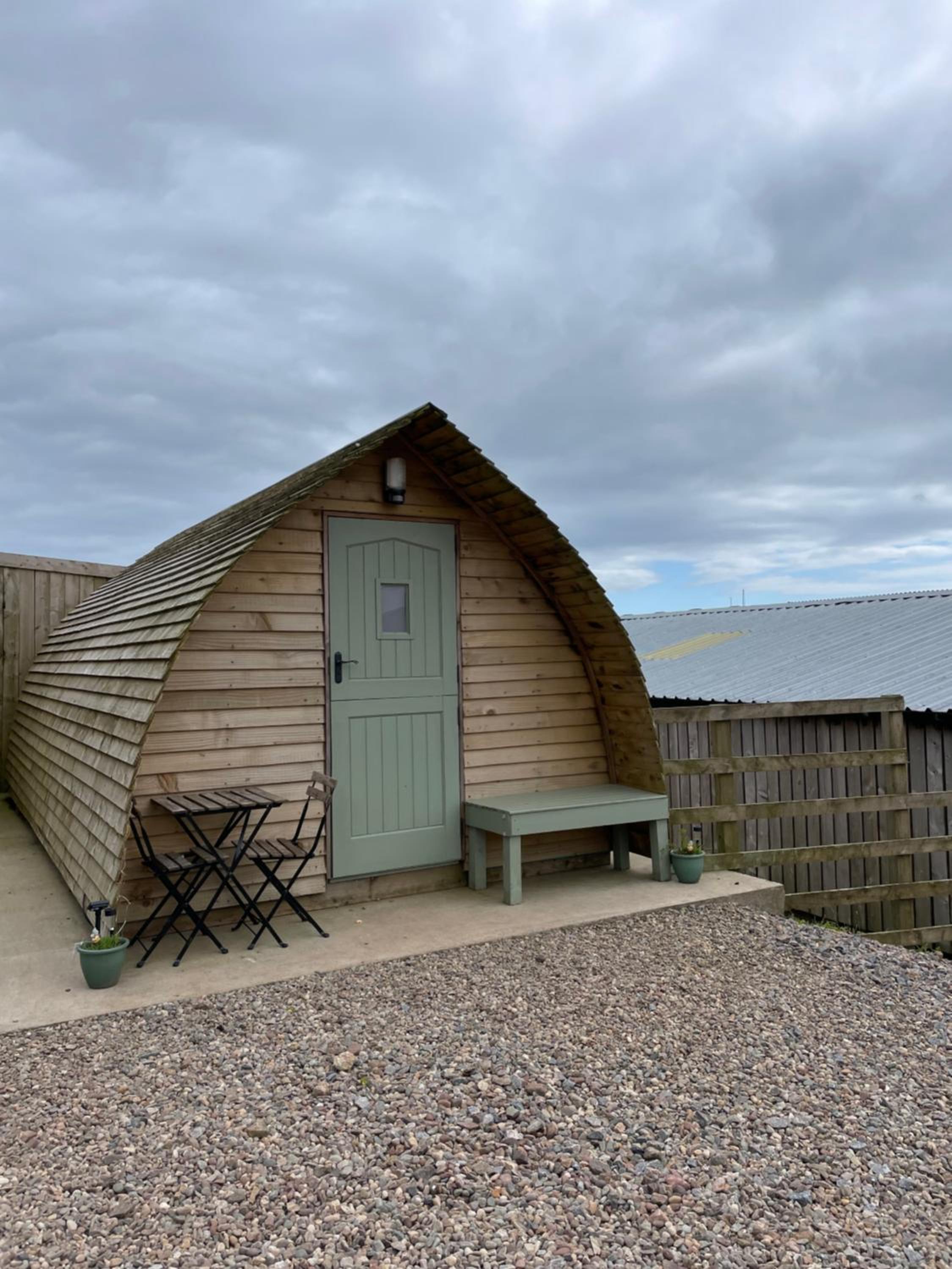 Hotel Penny gown farm pod - Image 1