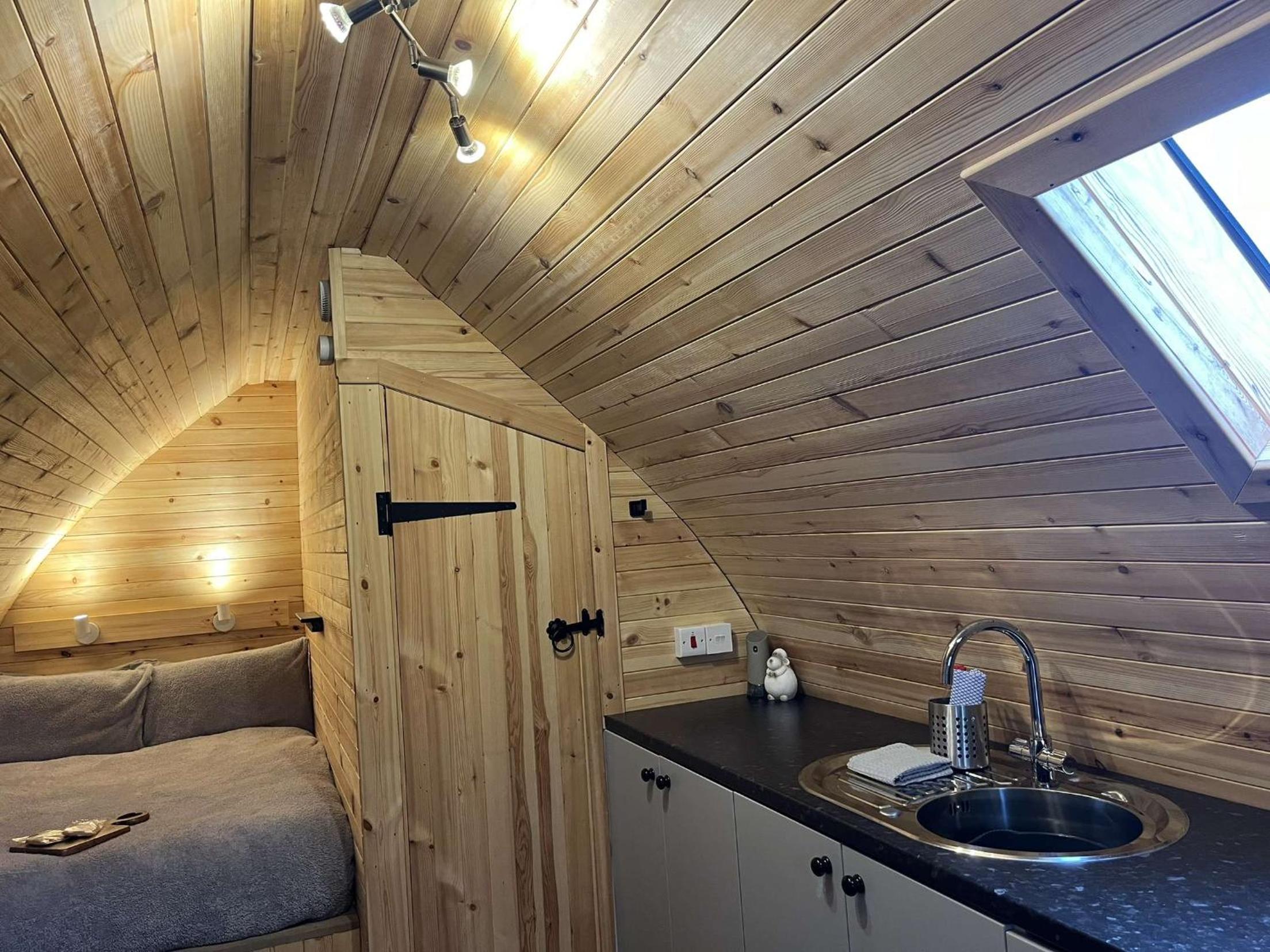 Penny gown farm pod