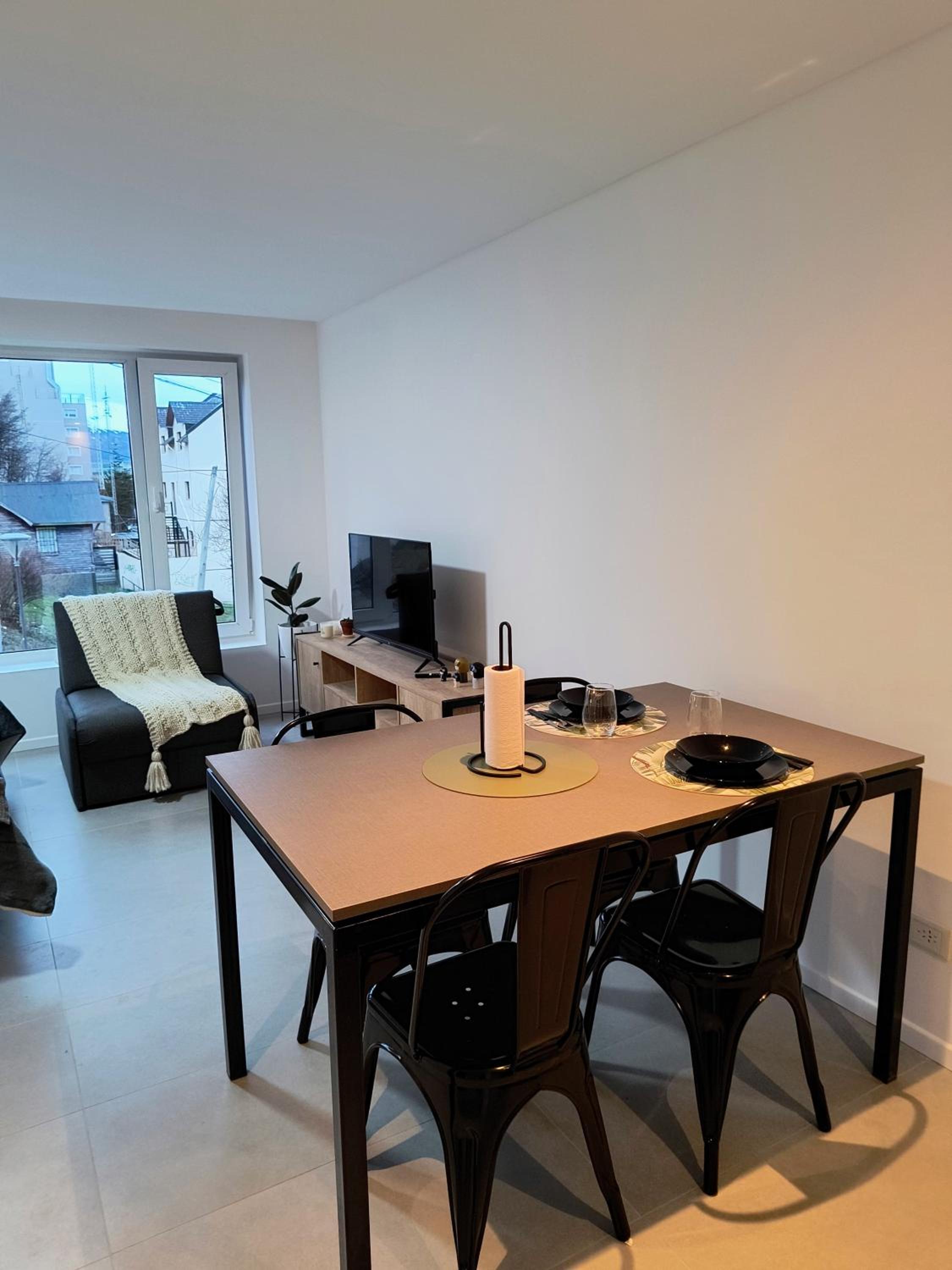 ApartSuite308
