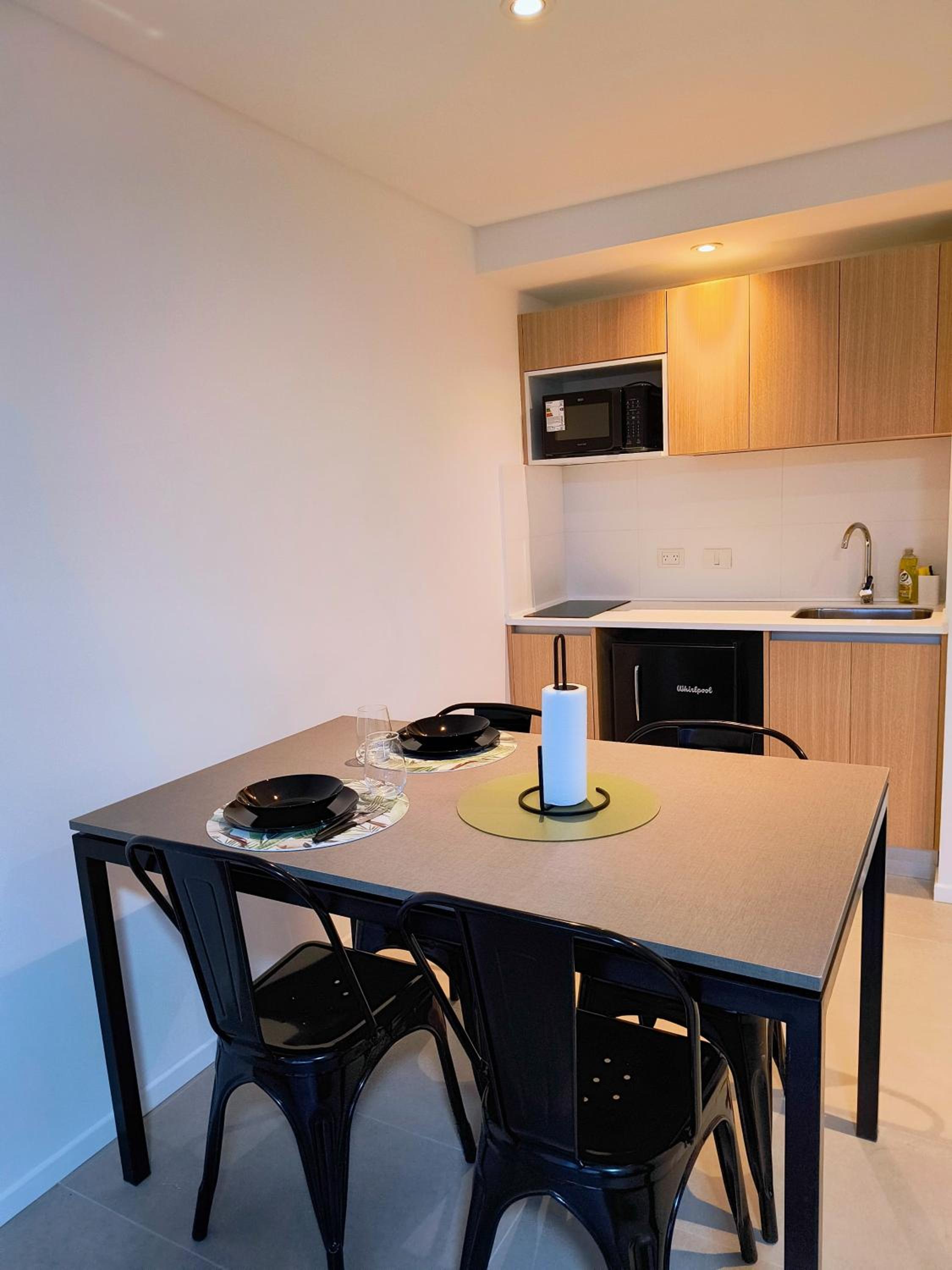 ApartSuite308