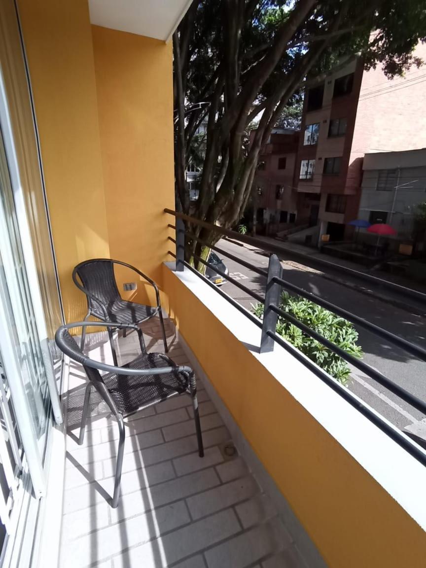 Laureles, Avenida 80 Medellin Edificio