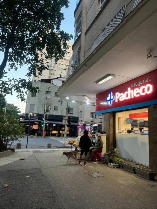 Excelente apartamento em Copacabana