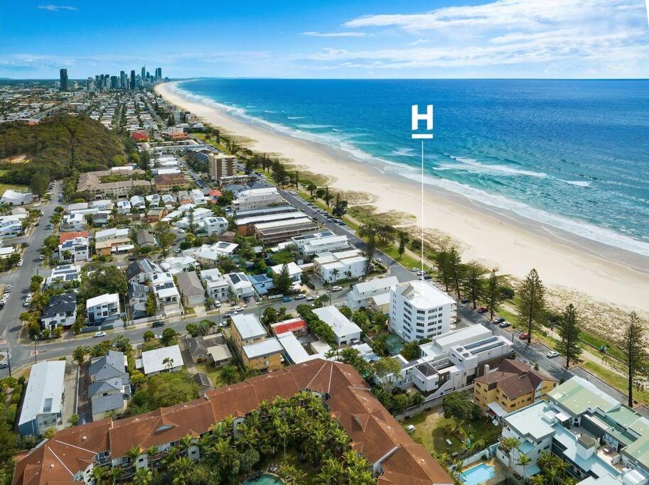 3 Bedroom Miami Oceanfront Paradise Apartment