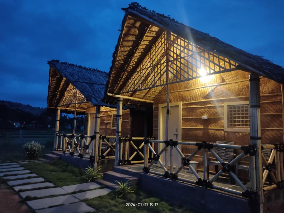 Mountain View Guesthouse Hampi