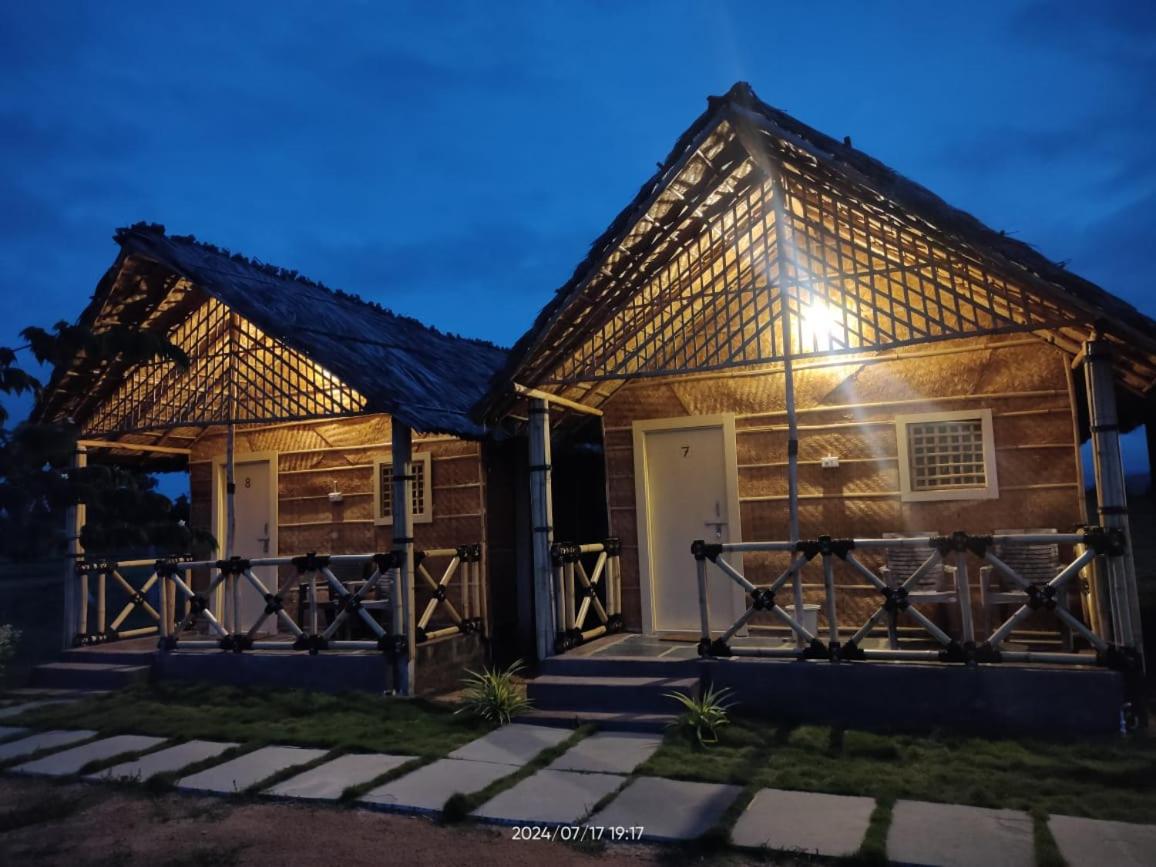 Mountain View Guesthouse Hampi