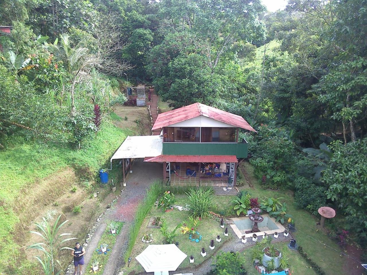 Tropical Quiet Retreat