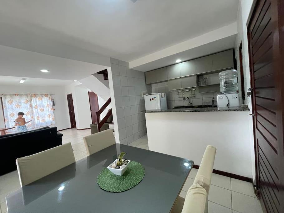 Casasveraneio casa top com 3 suítes com ar condicionado a 100 m da Praia - Barra de São Miguel, 7 minutos do gunga e 3 da praia bonita e conchas ! Área gou