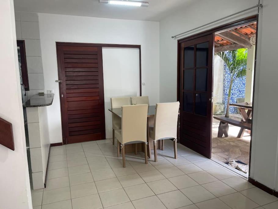 Casasveraneio casa top com 3 suítes com ar condicionado a 100 m da Praia - Barra de São Miguel, 7 minutos do gunga e 3 da praia bonita e conchas ! Área gou
