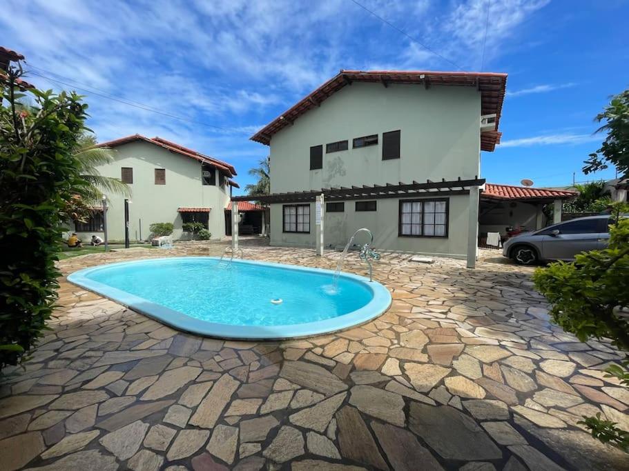 Casasveraneio casa top com 3 suítes com ar condicionado a 100 m da Praia - Barra de São Miguel, 7 minutos do gunga e 3 da praia bonita e conchas ! Área gou