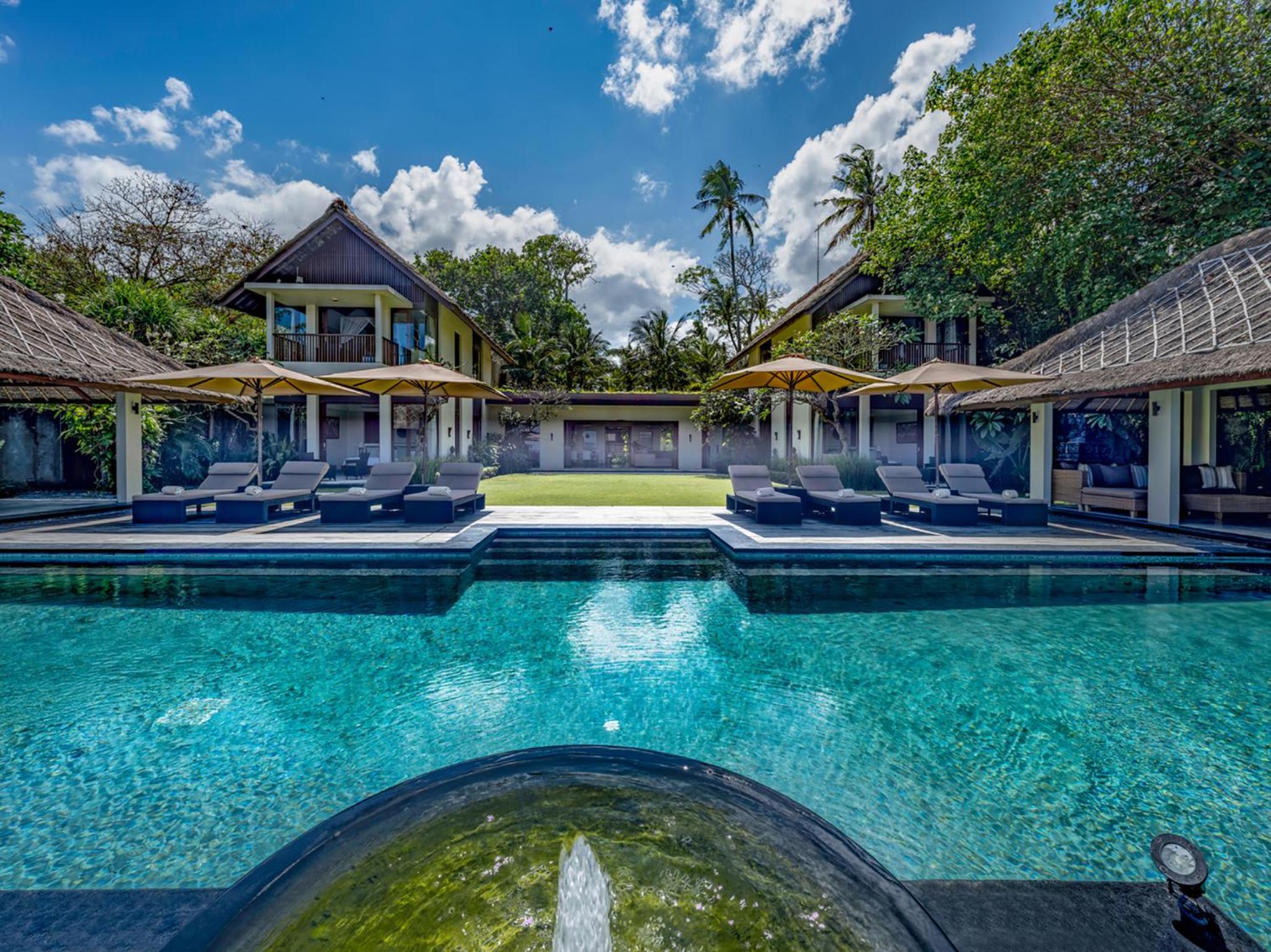 Seseh Beach Villas view 3