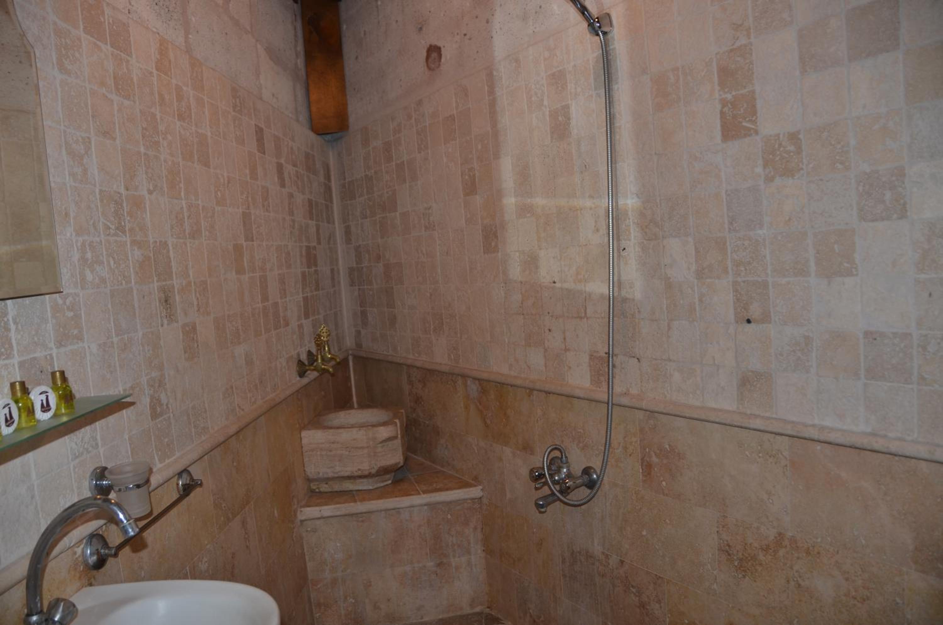 Coco Cave - Image 54