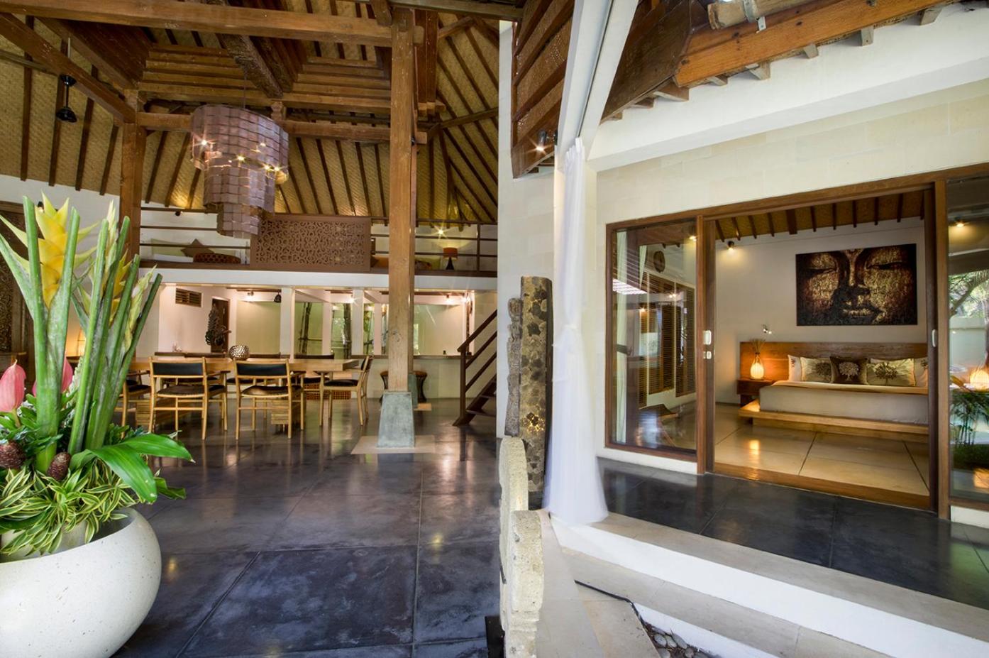 Villa Shantika by Villa Finder