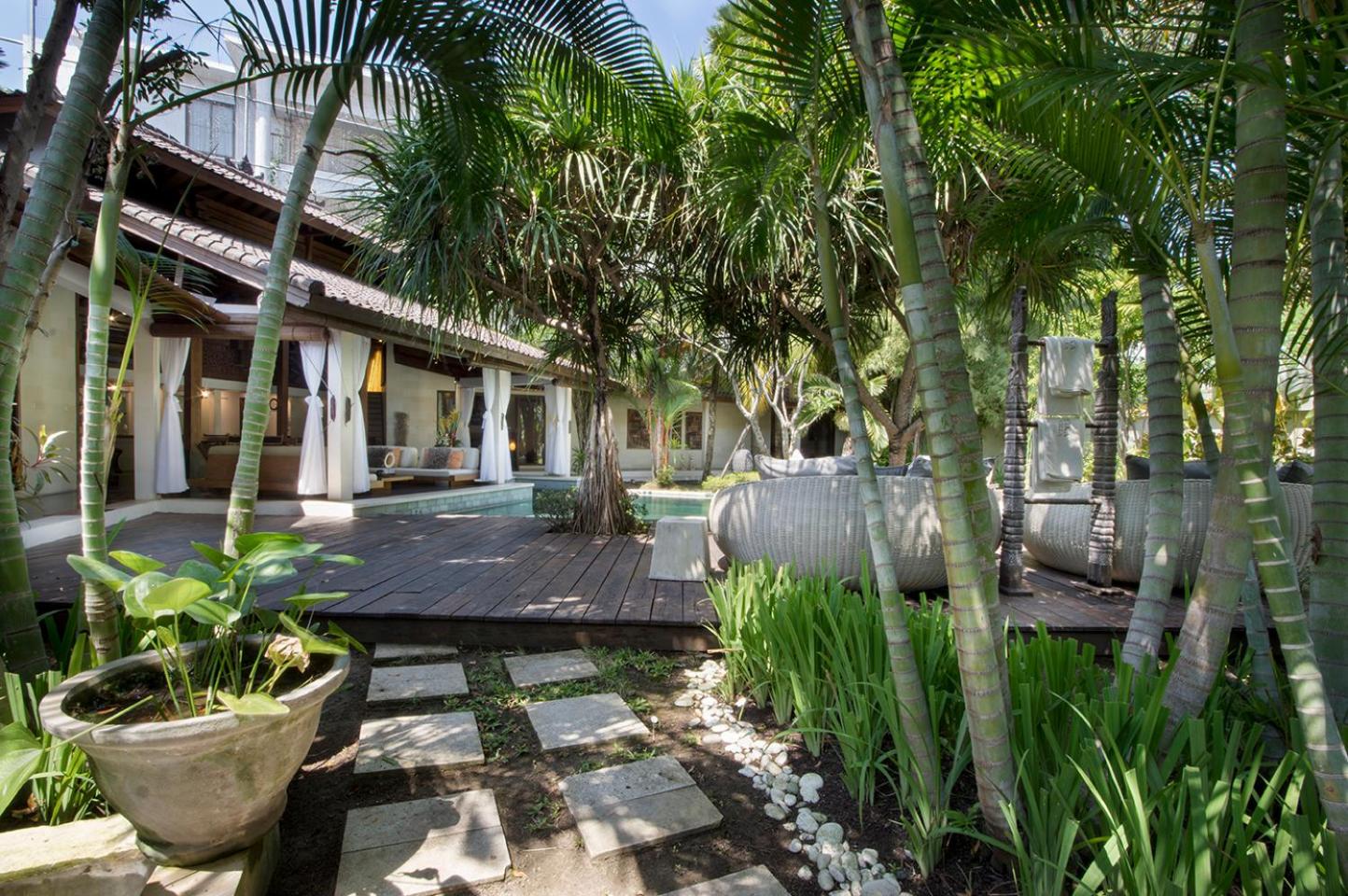 Villa Shantika by Villa Finder